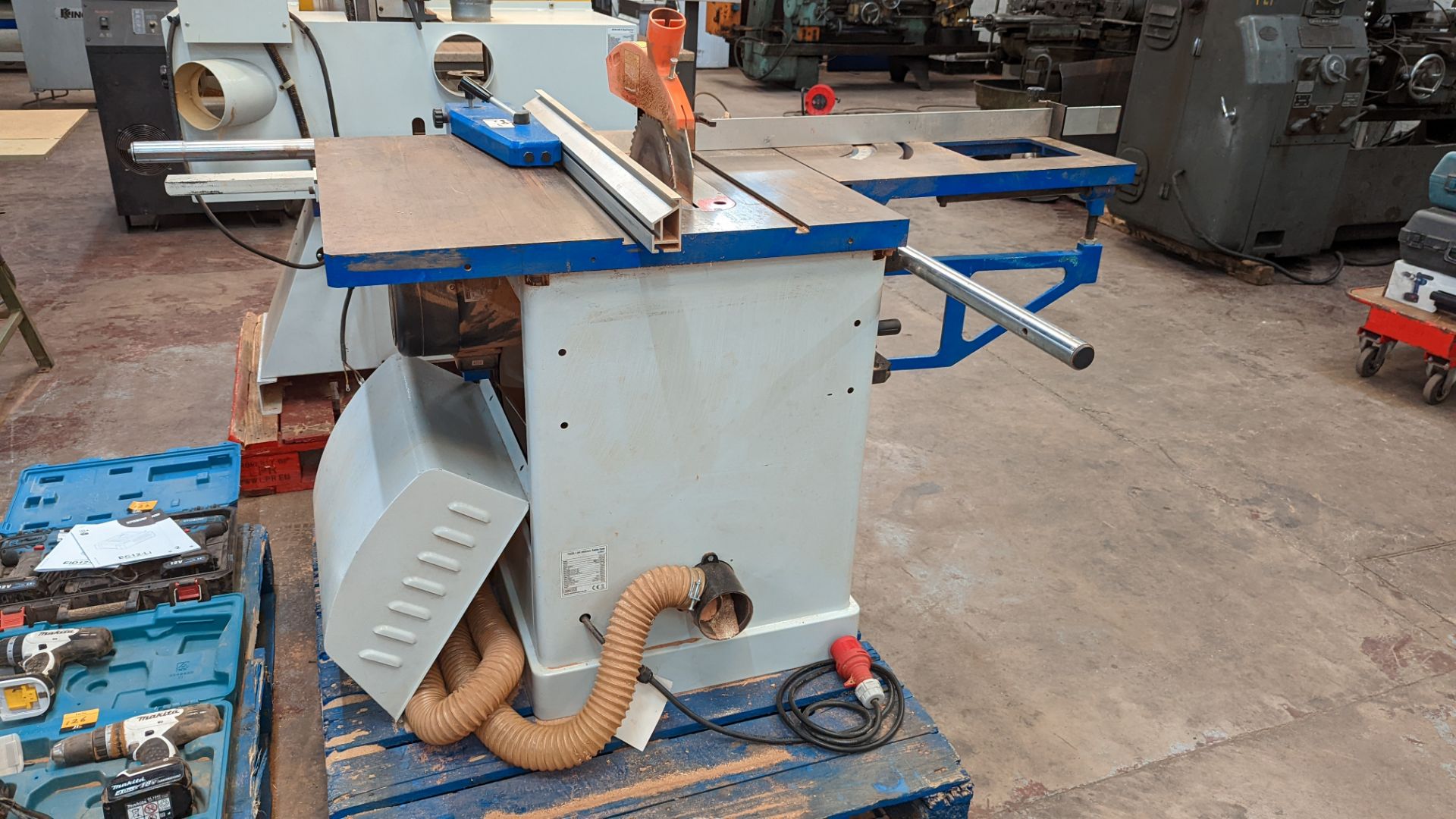 Axminster model TSCE-12R Industrial Series 350mm table saw - Image 6 of 18