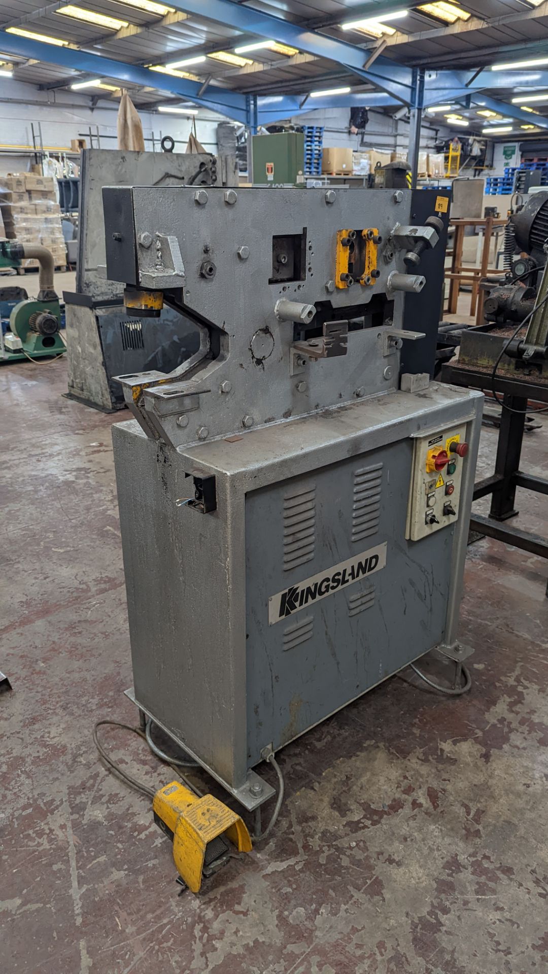 Kingsland Compact 40 steelworker (punching, shearing, angle cutting & section cutting)