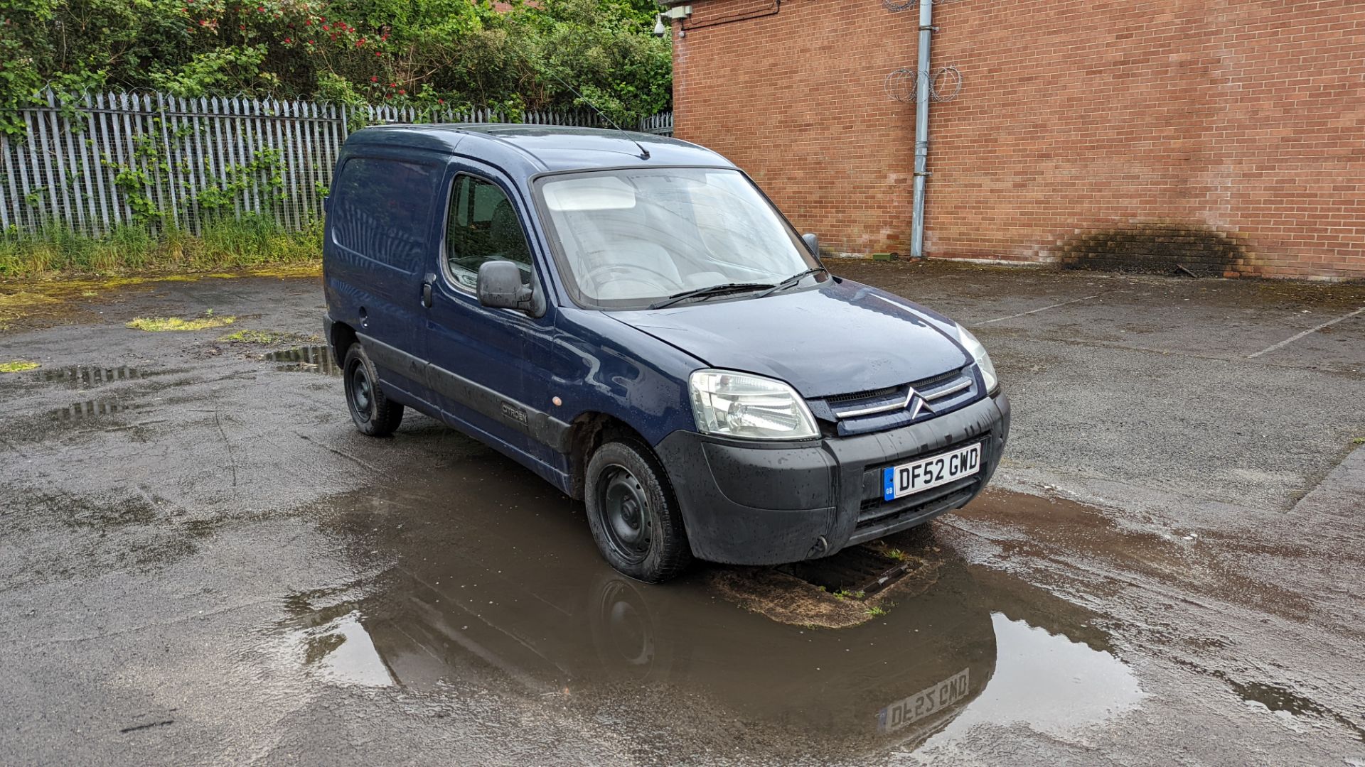 DF52 GWD Citroen Berlingo 1.9D 600 car derived van 5-speed manual gearbox, 1868cc diesel engine. Co - Image 44 of 44