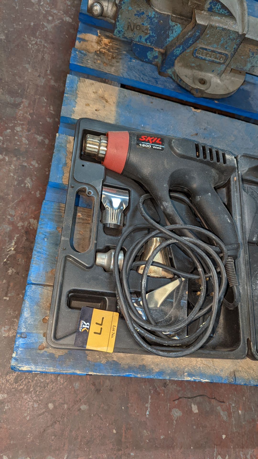Skill heat gun in case with ancillaries, 1600w - Image 3 of 6