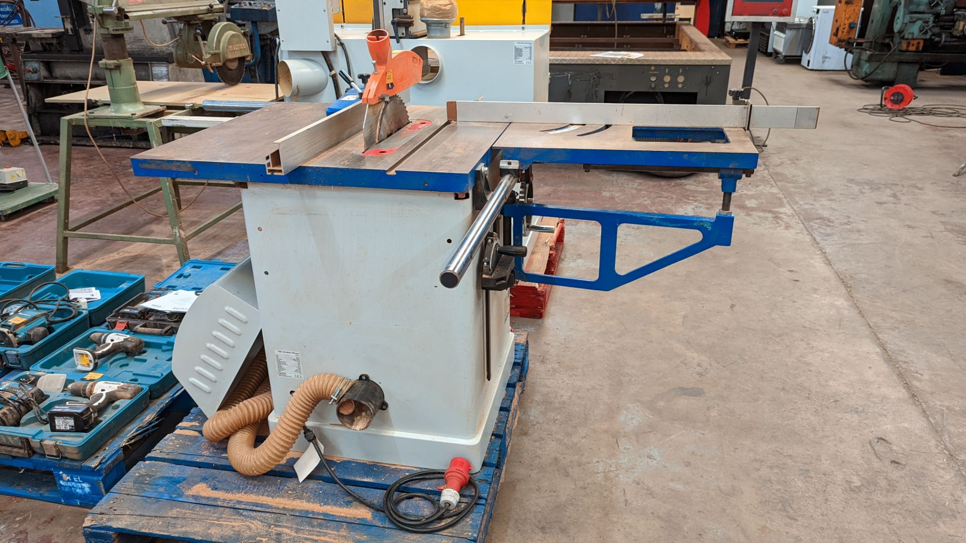 Axminster model TSCE-12R Industrial Series 350mm table saw - Image 4 of 18