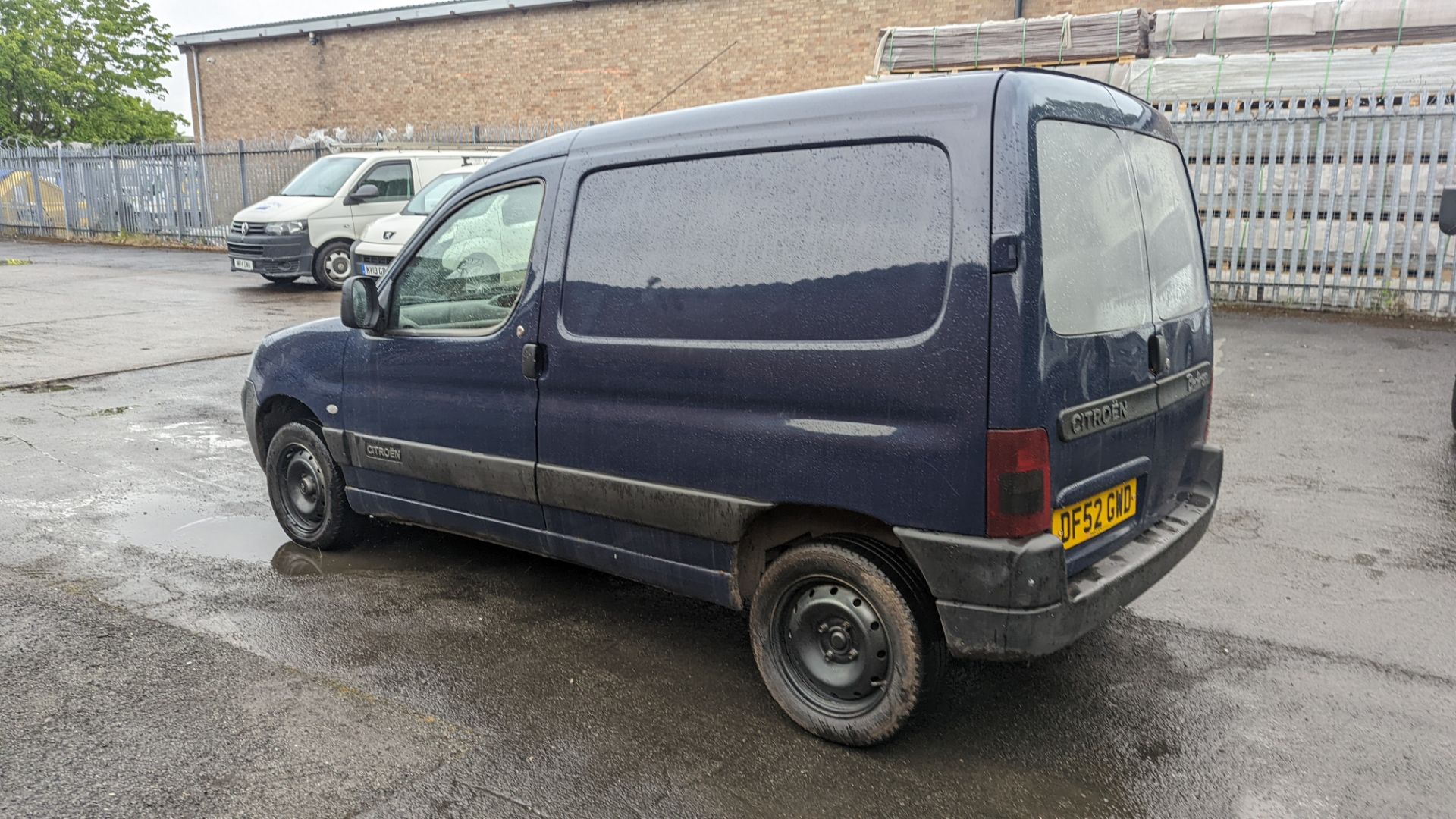 DF52 GWD Citroen Berlingo 1.9D 600 car derived van 5-speed manual gearbox, 1868cc diesel engine. Co - Image 13 of 44