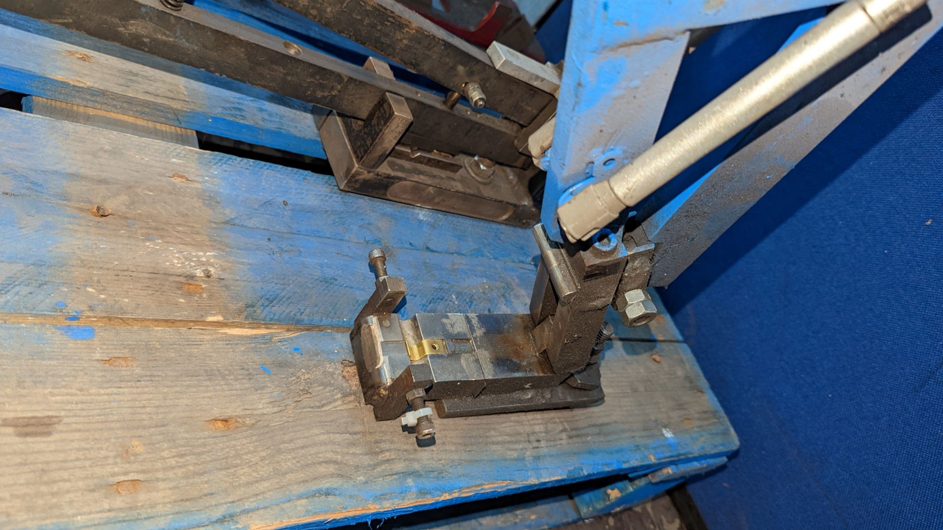 Pair of hand operated metal bending devices - Image 6 of 8