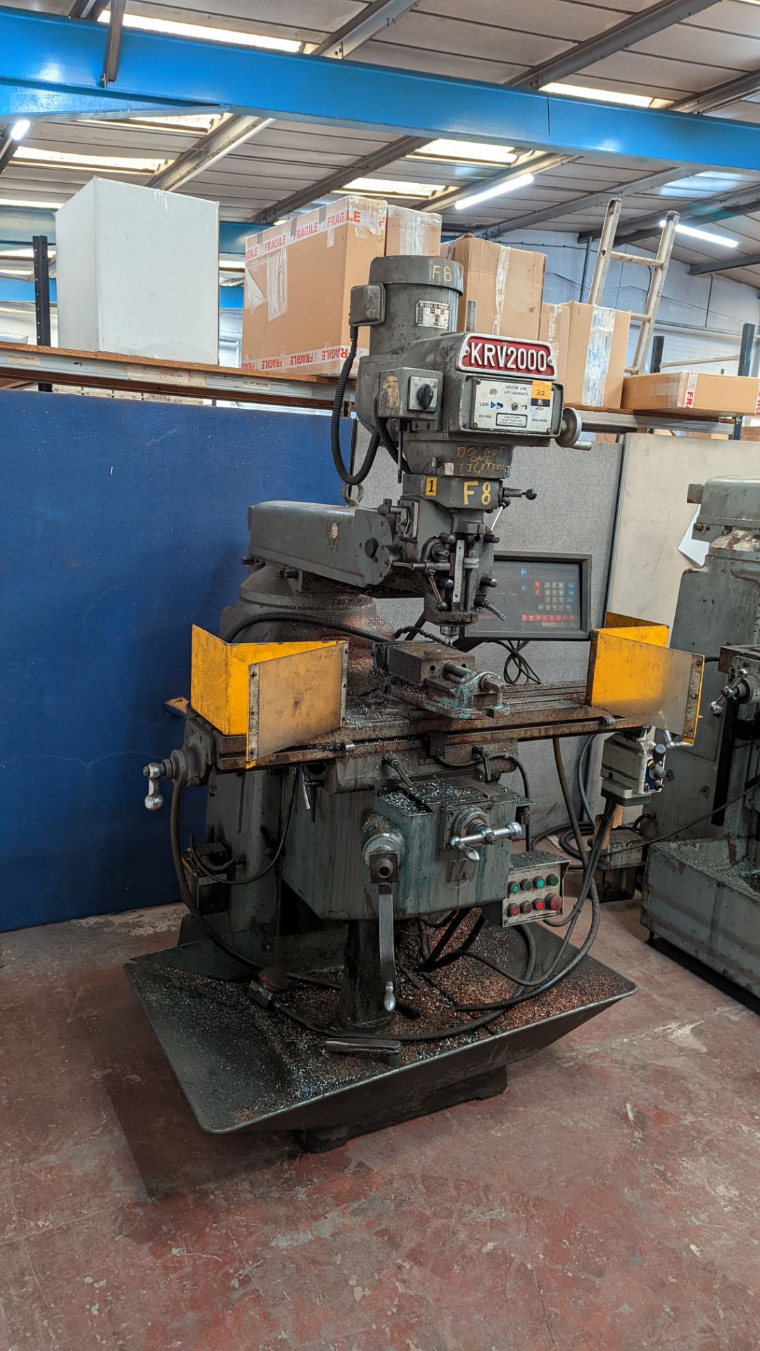 KRV2000 turret milling machine with Newell DP7 DRO & Align CE-500S power feed - Image 4 of 16