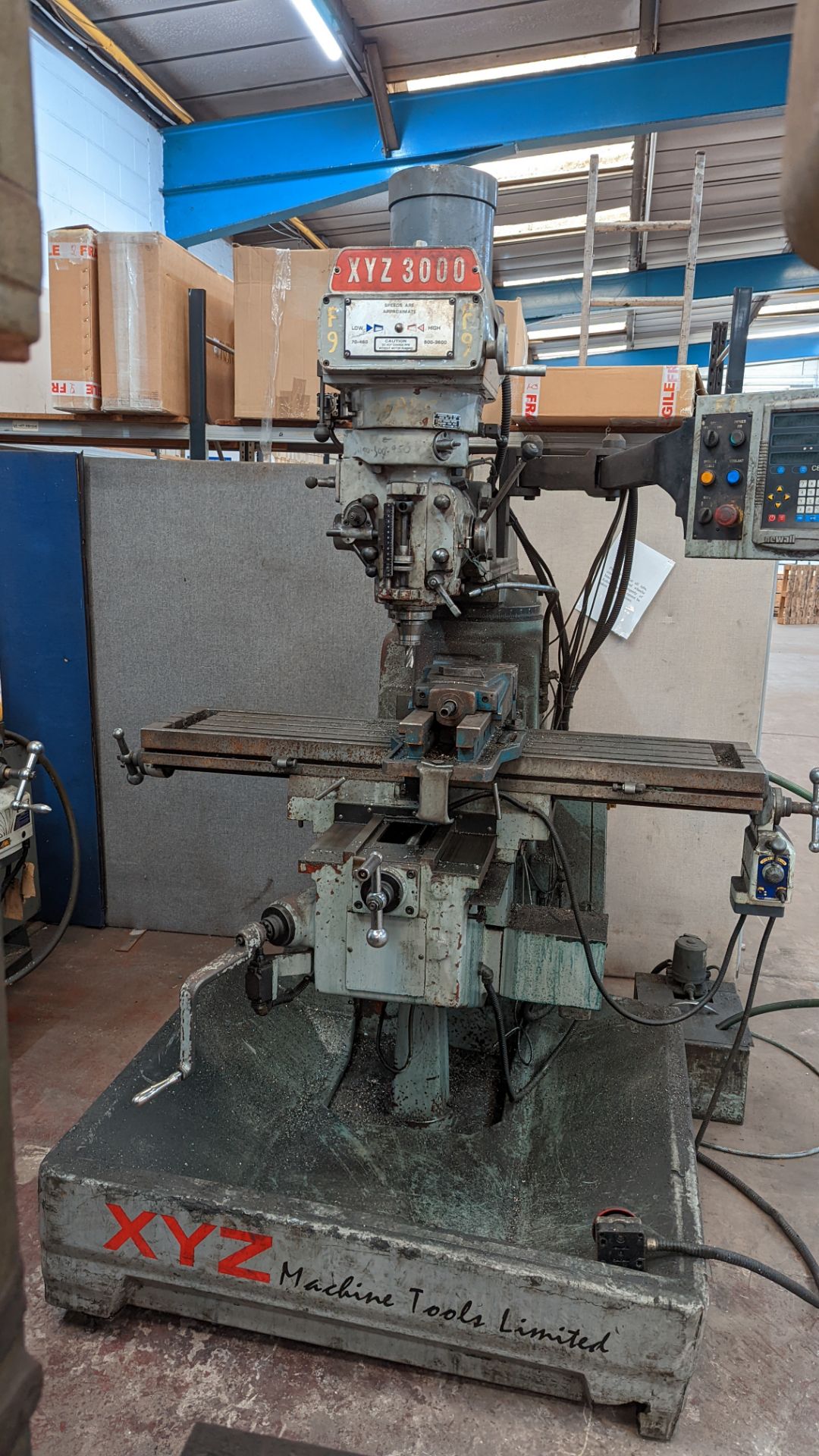XYZ 3000 KR-V3000 turret mill with Newell DRO & Align CE-500S power feed - Image 3 of 16