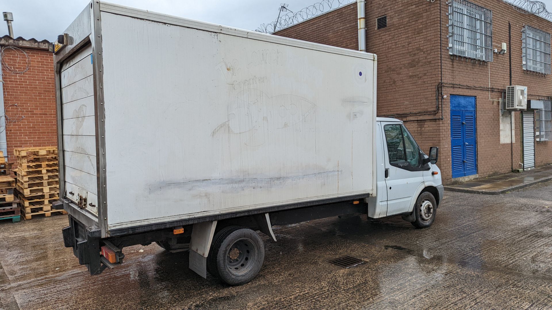 YC58 VOT Ford Transit 115 T350L RWD refrigerated box van, 6 speed manual gearbox, 2402cc diesel engi - Image 15 of 39