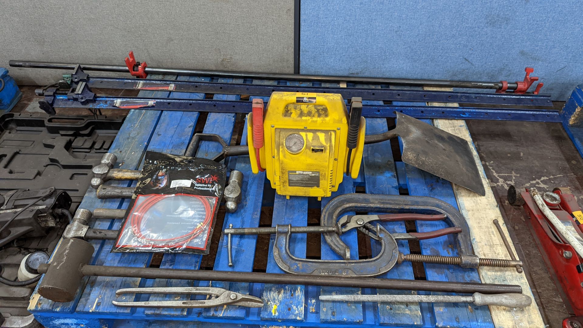 Contents of a pallet of miscellaneous items comprising clamps, hammers, battery starter & more - Image 3 of 7