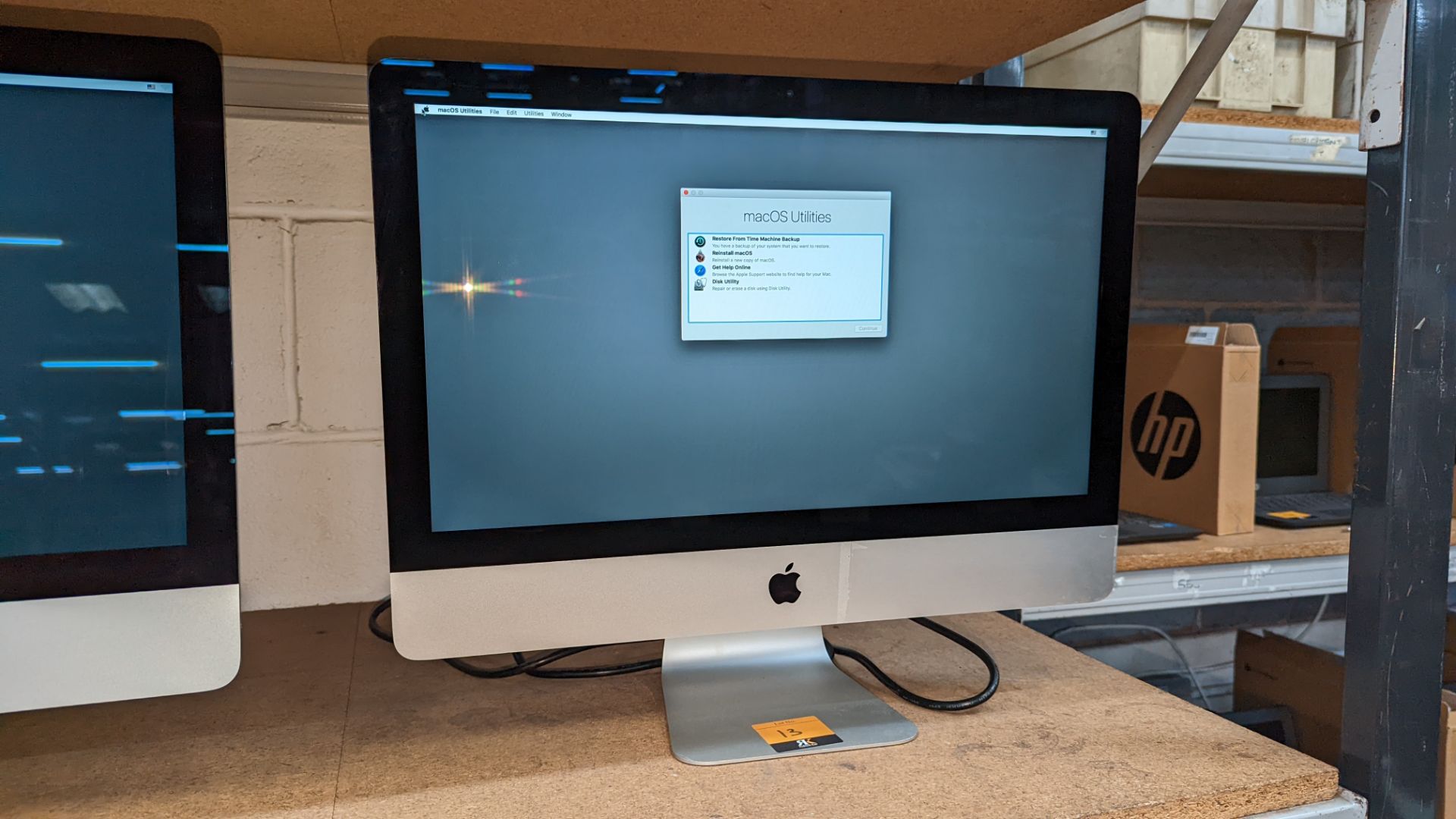 Apple 21.5" iMac model A1418 EMC 3068 with 2.3GHz dual core i5 processor, 8GB RAM, 1TB hard drive, e - Image 2 of 9