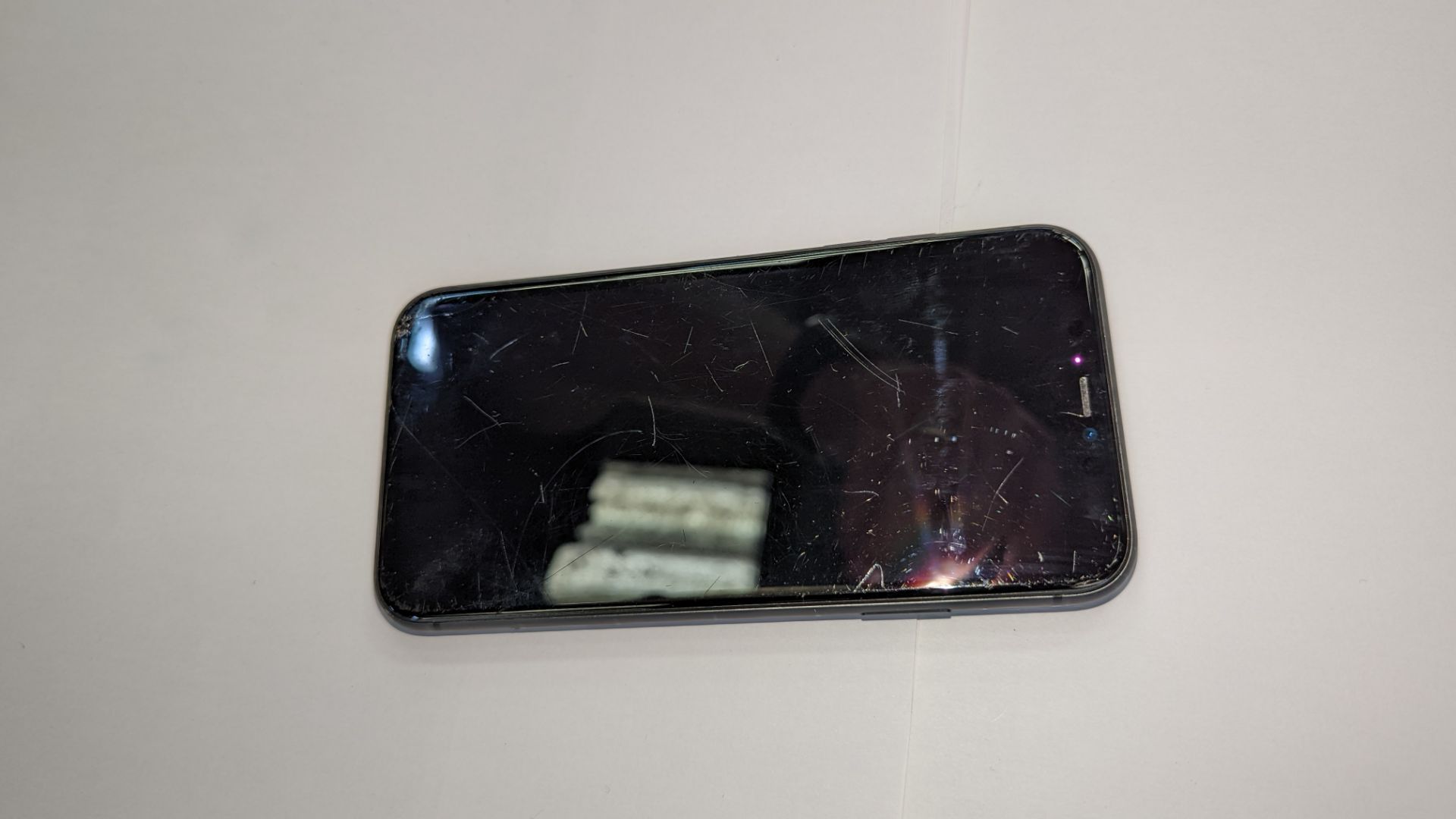 Apple iPhone 11, 64GB capacity, model A2221 (MWLT2B/A). NB1 damage/crack to screen. NB2 no box - Image 14 of 16