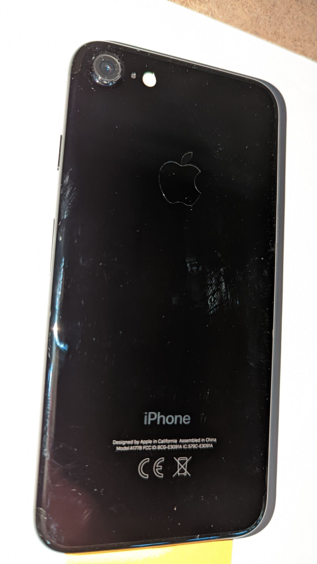 Apple iPhone 7, 32GB capacity, model A1778. No ancillaries or accessories - Image 10 of 12