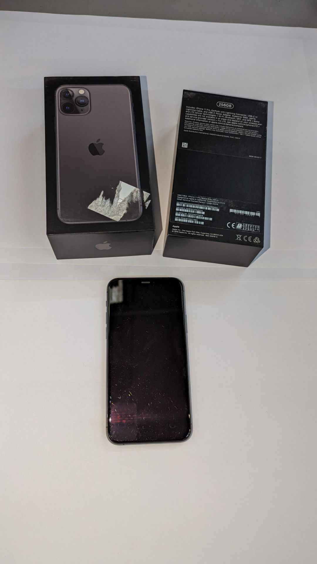 Apple iPhone 11 Pro, 256GB capacity, model A2215 (MWC72B/A). NB no charger or ancillaries. Include - Image 11 of 13