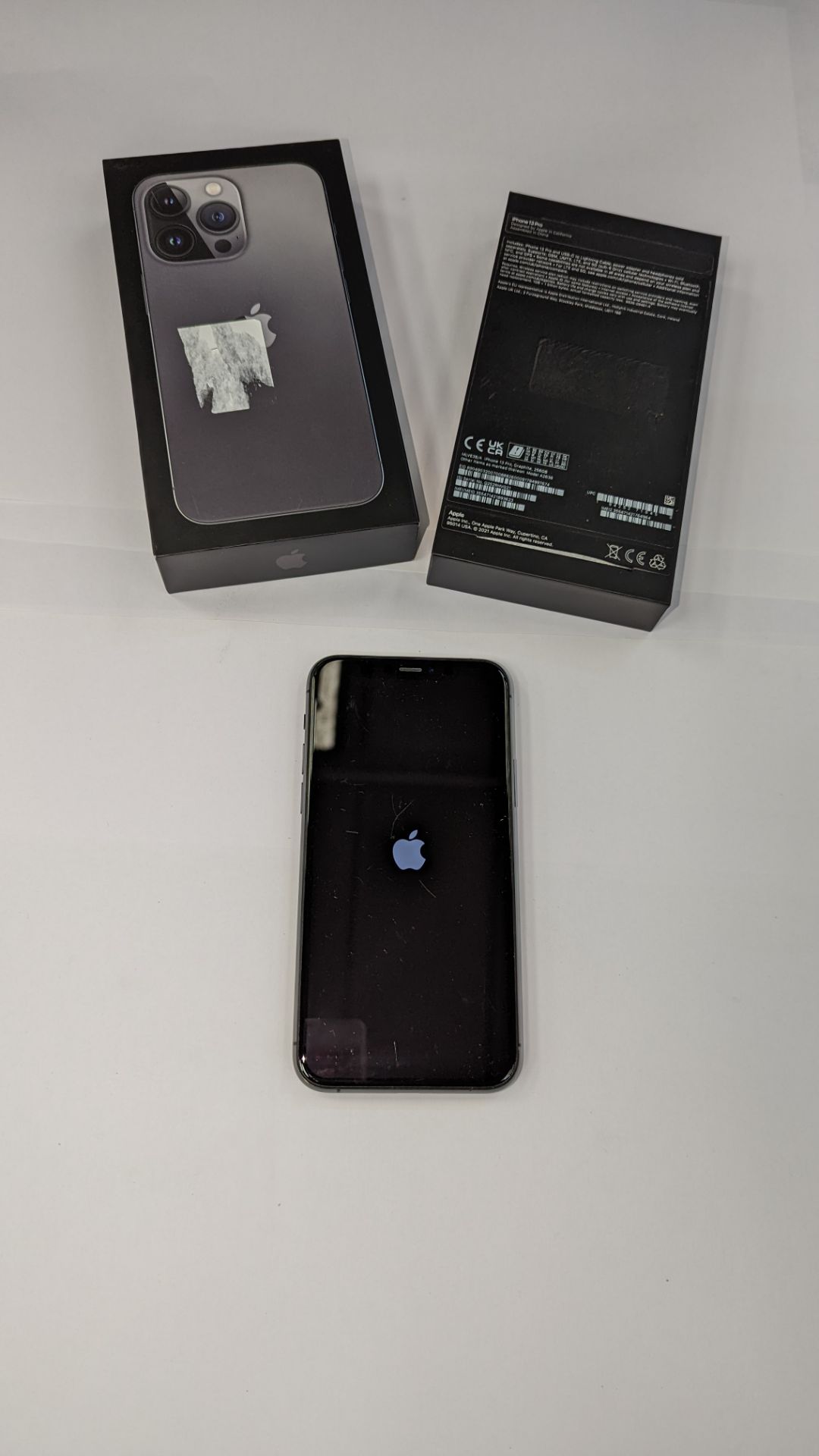 Apple iPhone 11 Pro, 256GB capacity, model A2215 (MWC72B/A). NB no charger or ancillaries. Include - Image 9 of 11