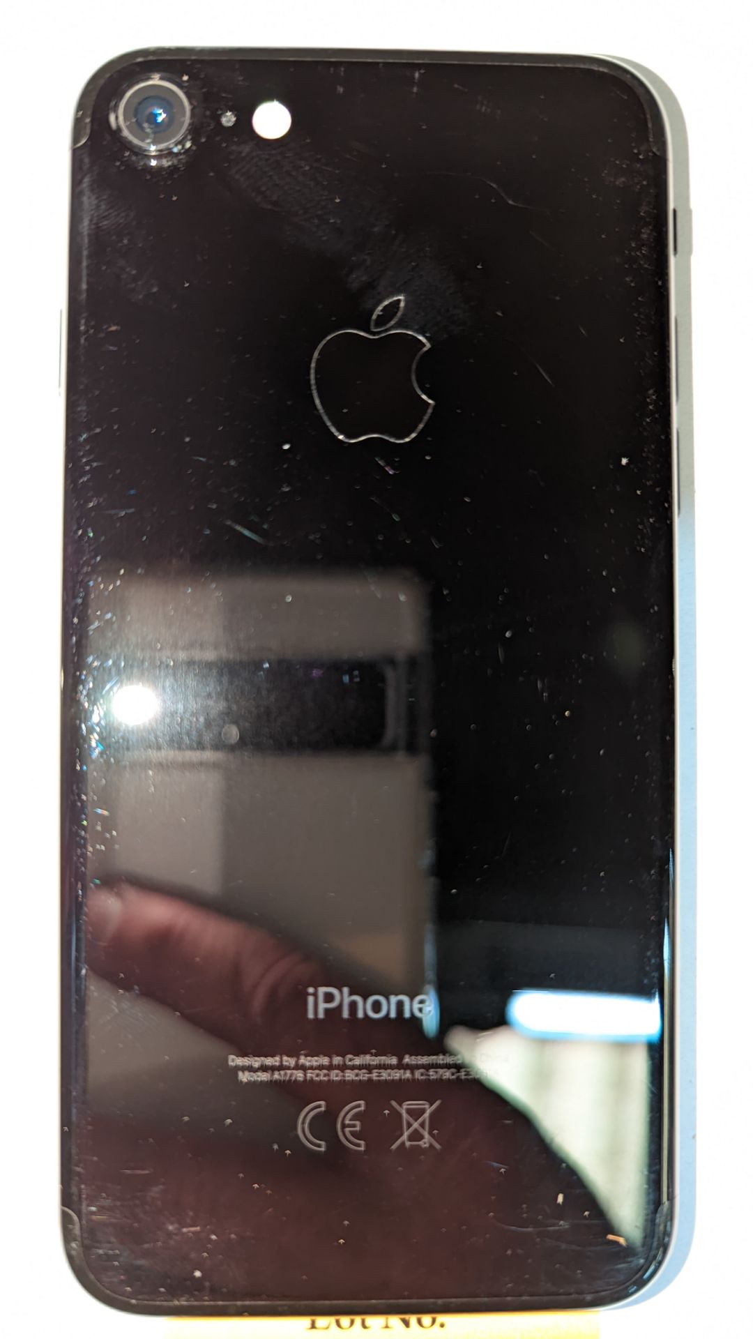 Apple iPhone 7, 32GB capacity, model A1778. No ancillaries or accessories - Image 8 of 10