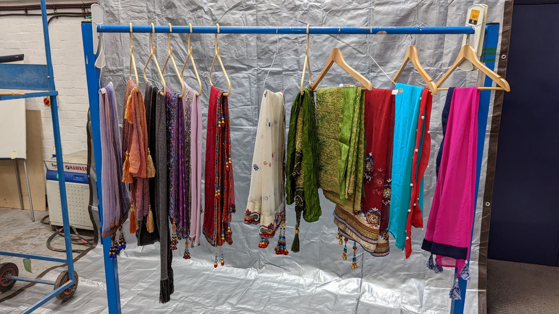 Large quantity of Asian wedding/partywear. This lot comprises the total residual stock-in-trade fro - Image 59 of 60