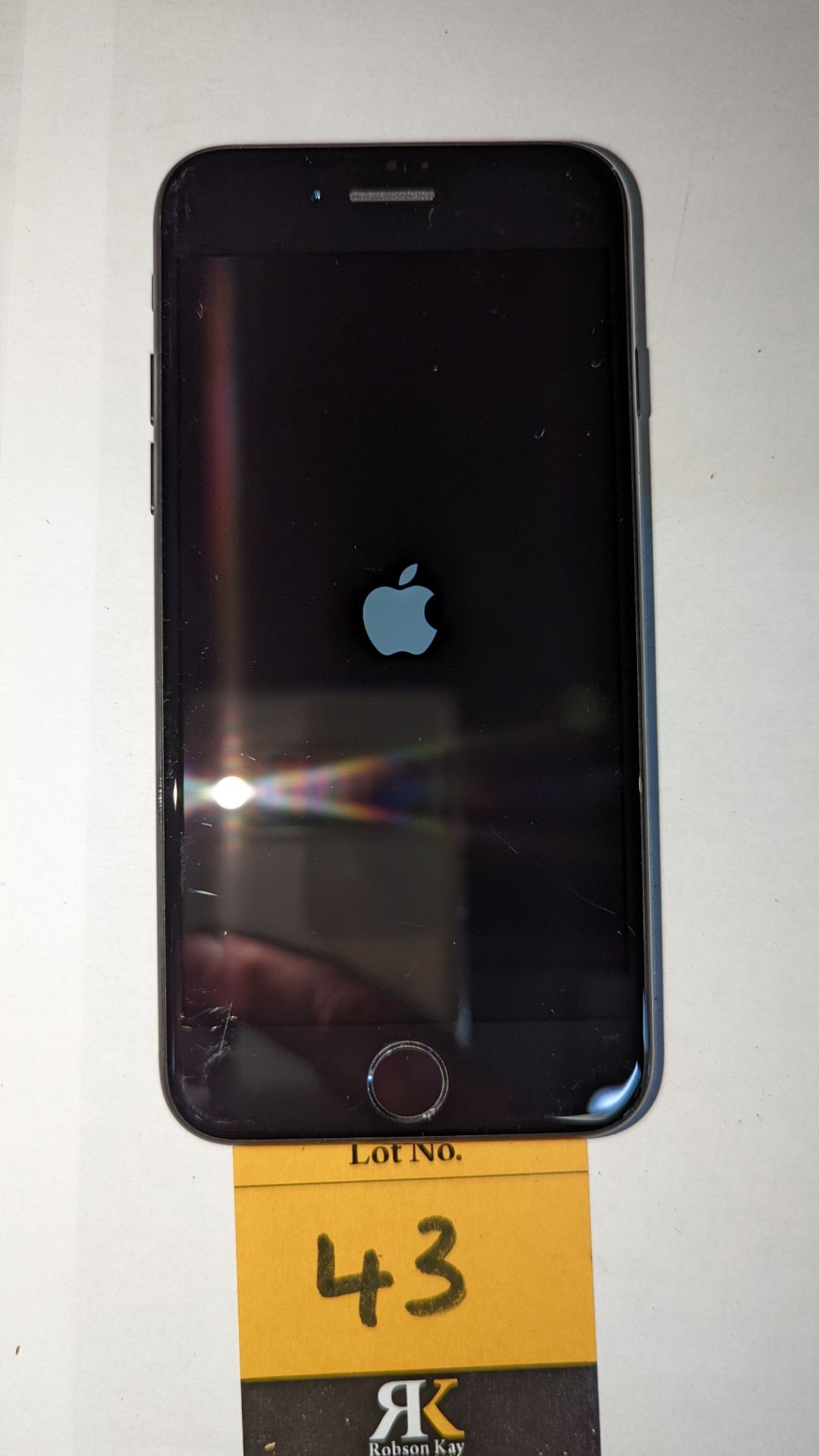 Apple iPhone 7, 32GB capacity, model A1778. No ancillaries or accessories - Image 9 of 10