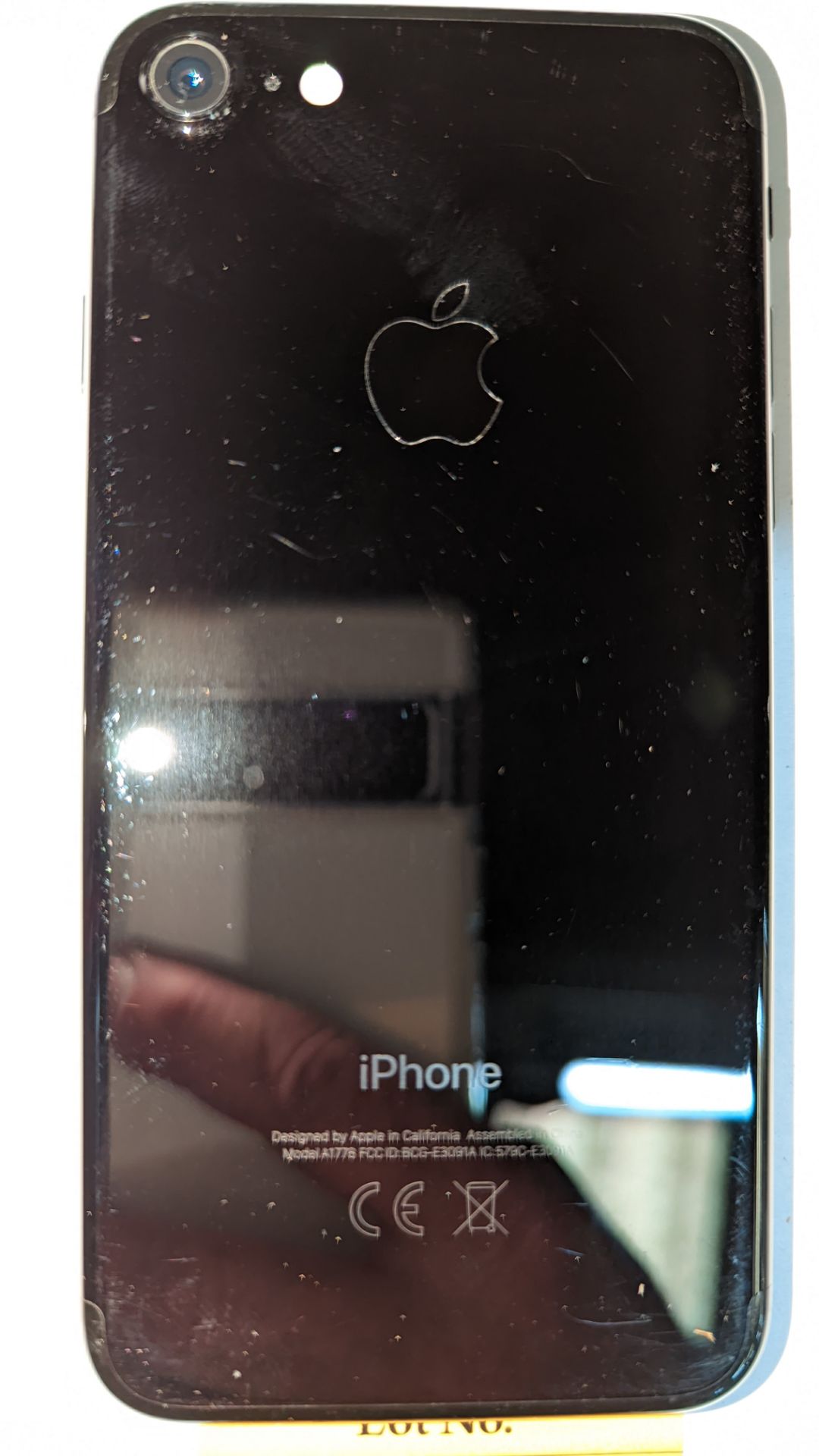 Apple iPhone 7, 32GB capacity, model A1778. No ancillaries or accessories - Image 7 of 10