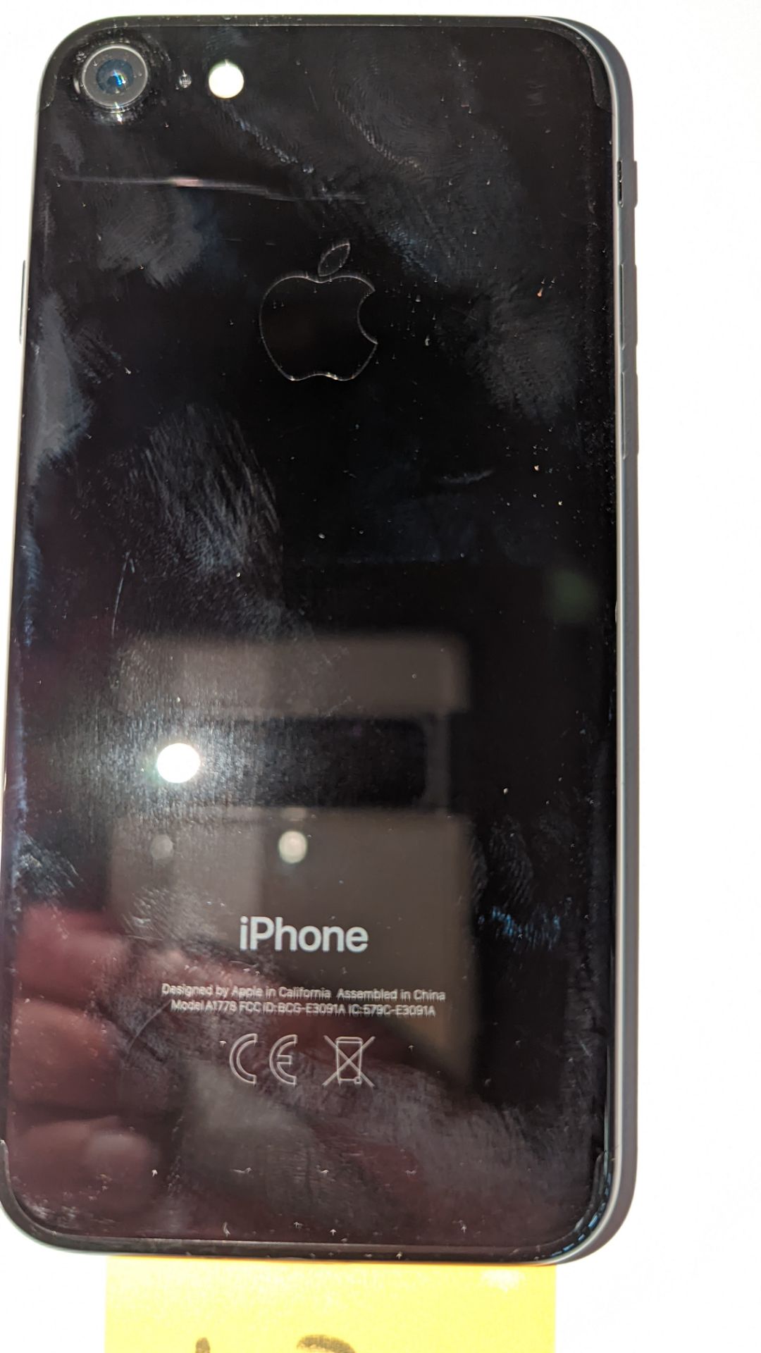 Apple iPhone 7, 32GB capacity, model A1778. No ancillaries or accessories - Image 7 of 10