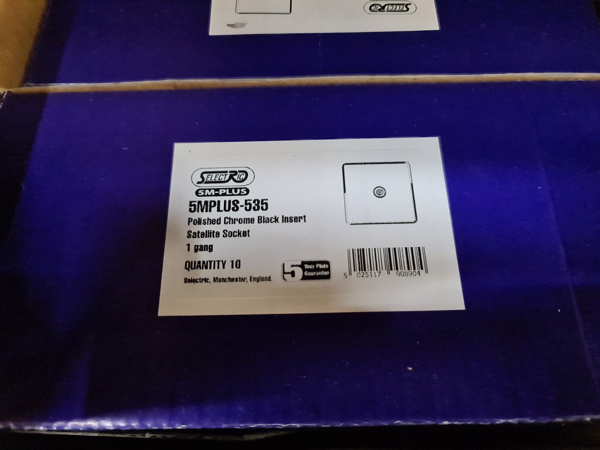 50 off (1 carton) Selectric 5M-PLUS 535 polished chrome 1 gang satellite socket - black insert