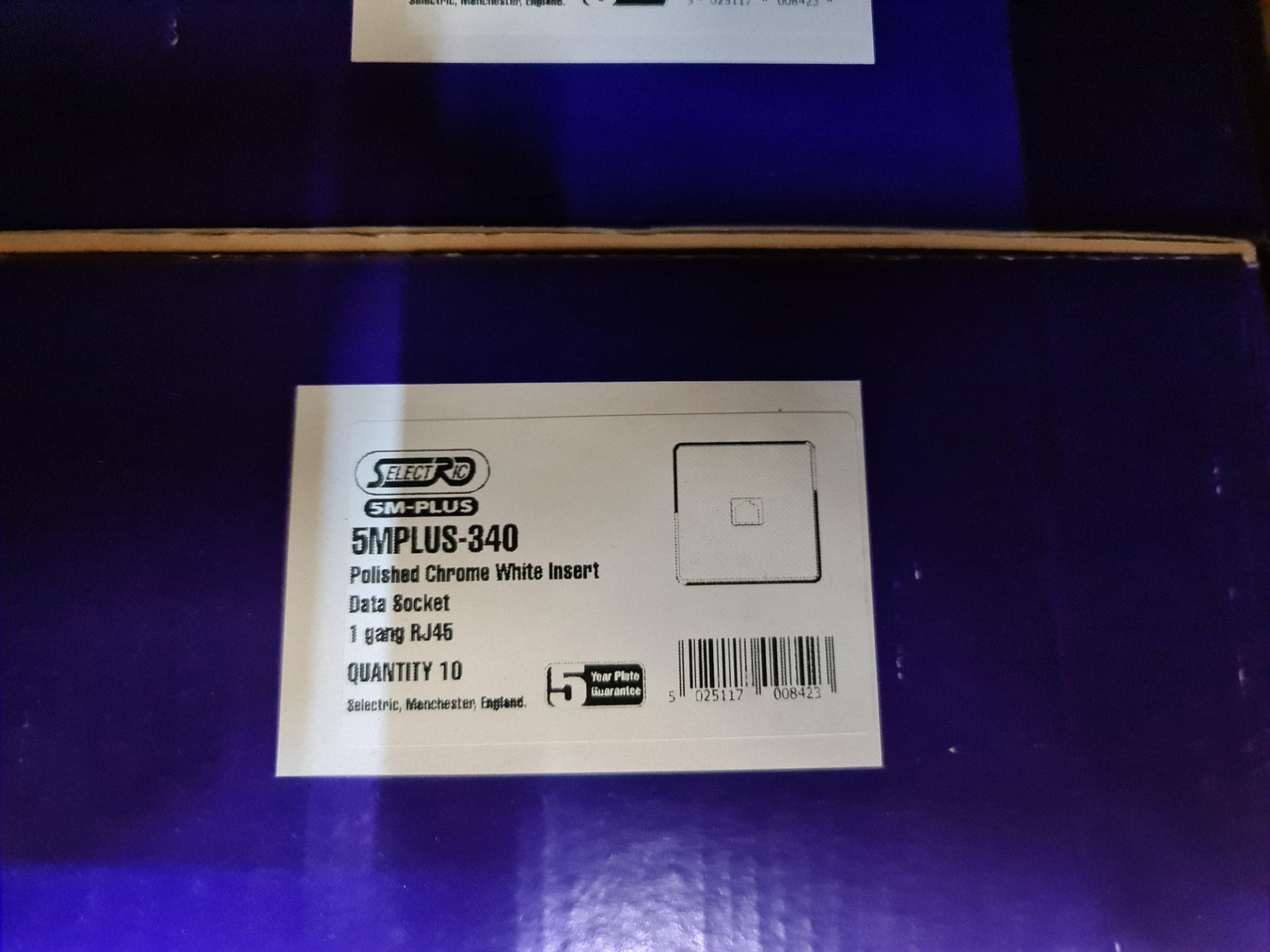 50 off (1 carton) Selectric 5M-PLUS 340 polished chrome 1 gang RJ45 data socket - white insert