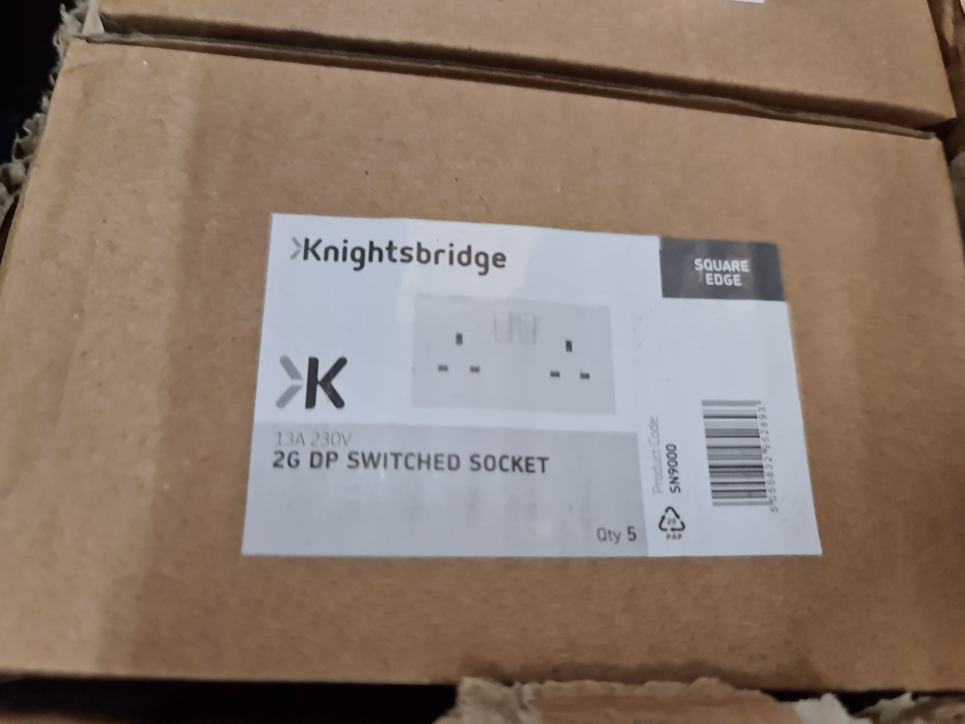 50 off Knightsbridge 2 gang 13amp 230V DP switched sockets