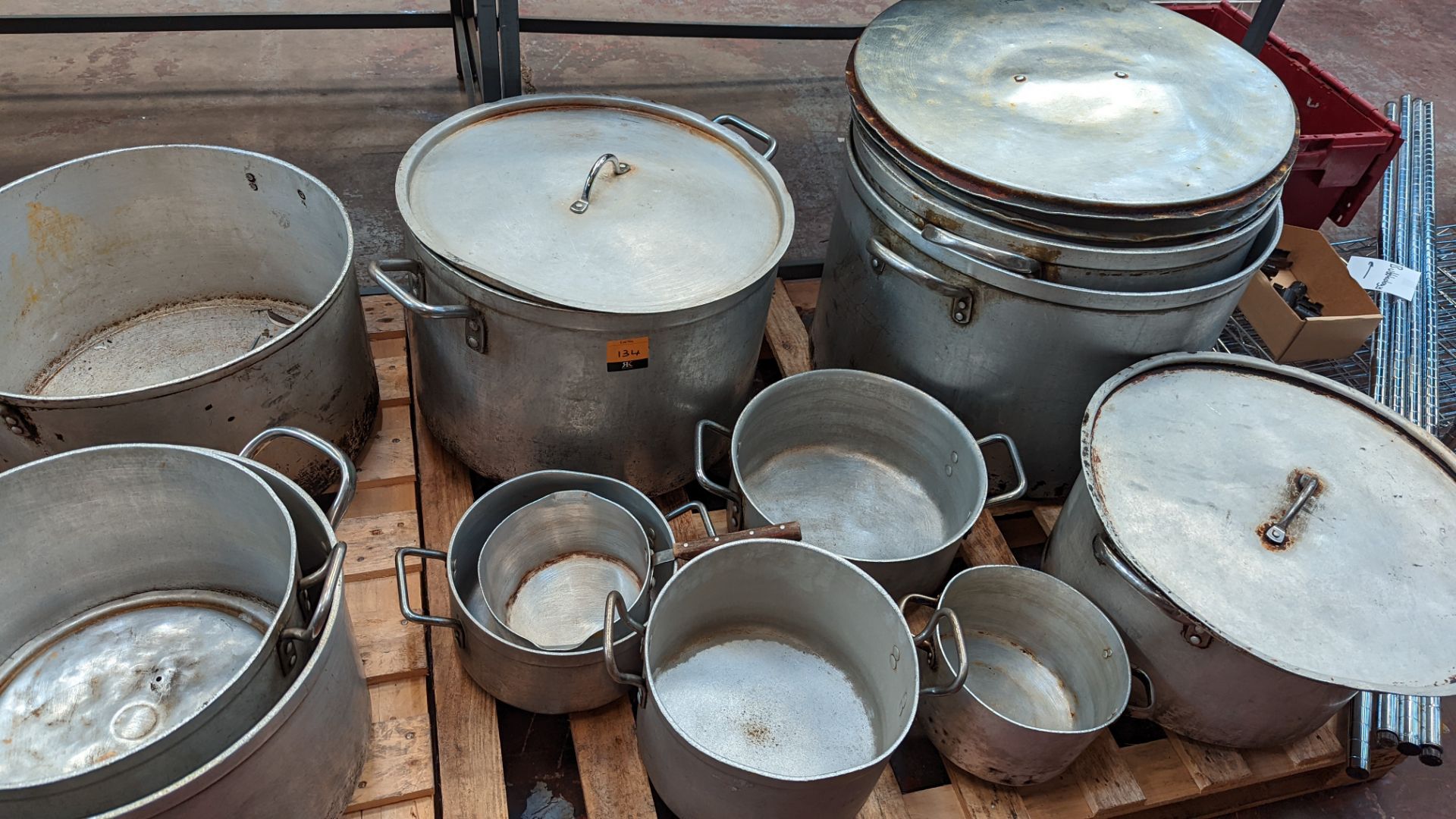 Contents of 2 pallets of very large stockpots/pans & similar, including 10 off very large pans & 5 s - Image 7 of 8