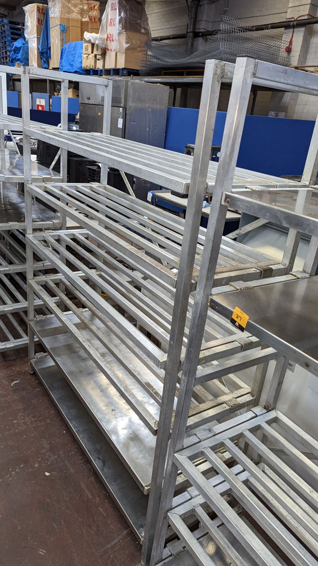 2 freestanding bays of cold store shelving, each being approx. 148cm wide, one with 5 shelves & one - Image 4 of 5