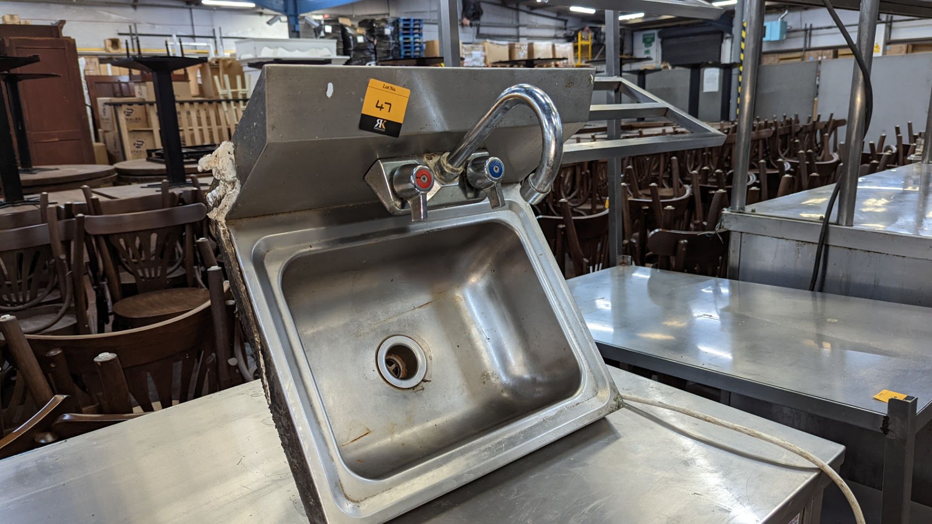 Stainless steel handwashing basin with taps - Image 3 of 3