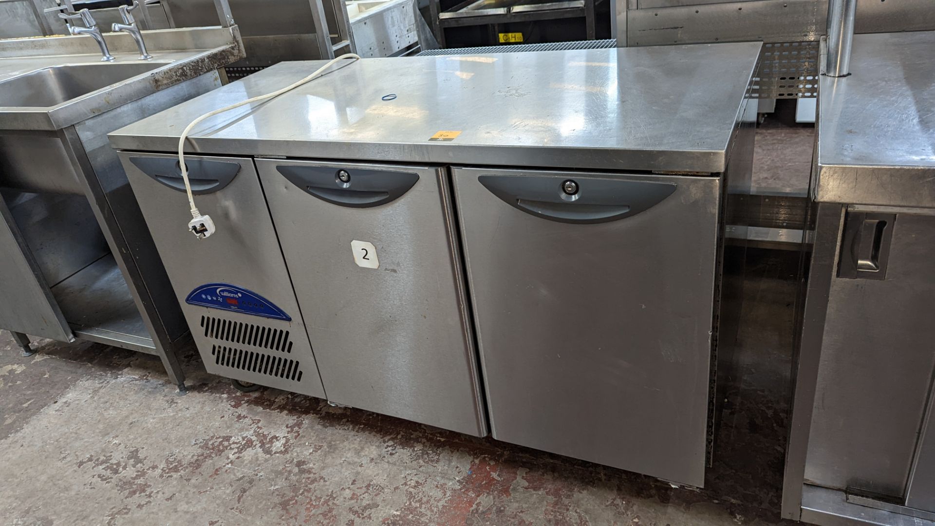 Williams stainless steel refrigerated multicompartment mobile prep cabinet - Image 2 of 6