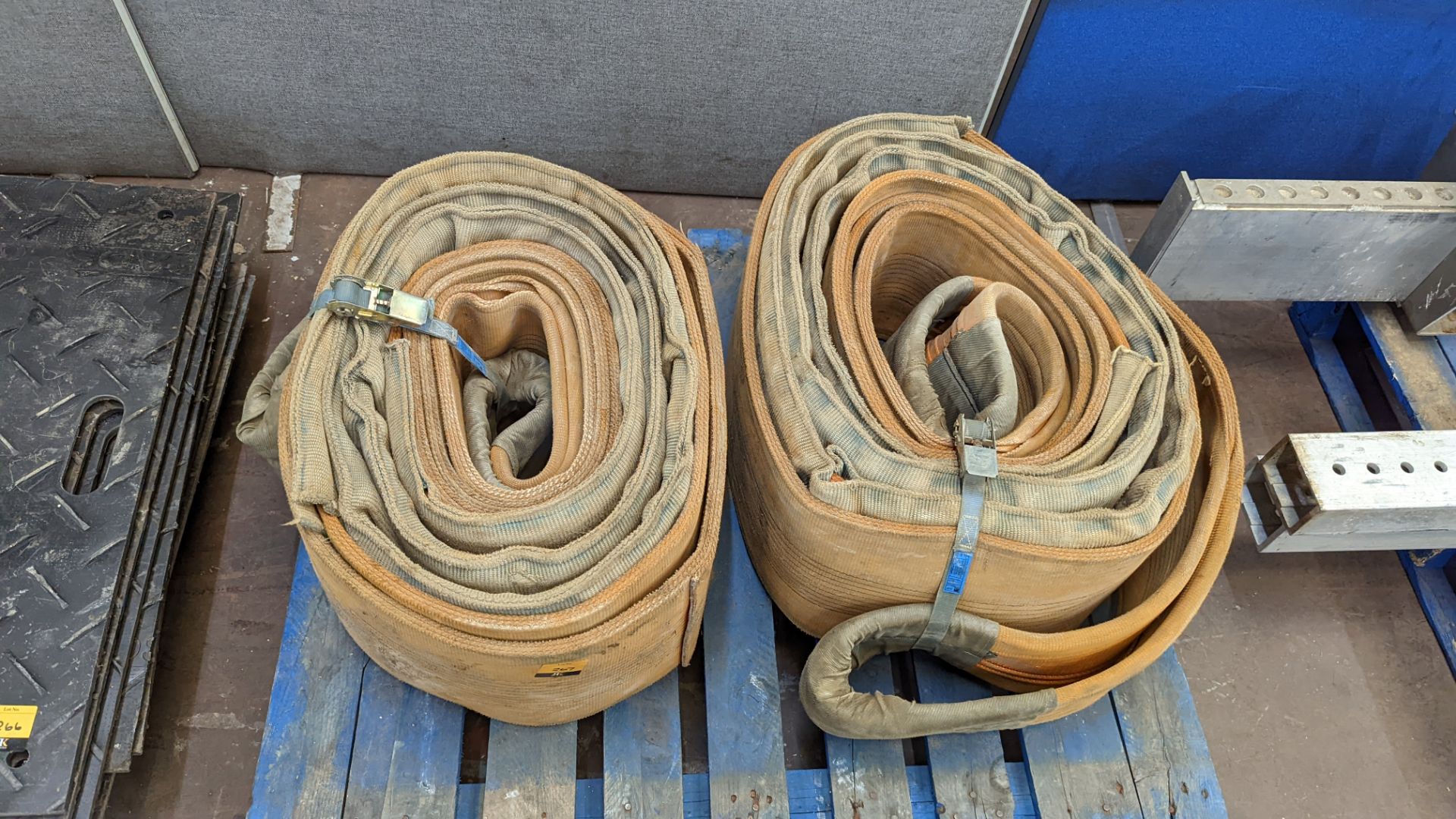 Pair of very heavy-duty lifting boat slings - each sling is wrapped & strapped separately & this lot - Image 4 of 4