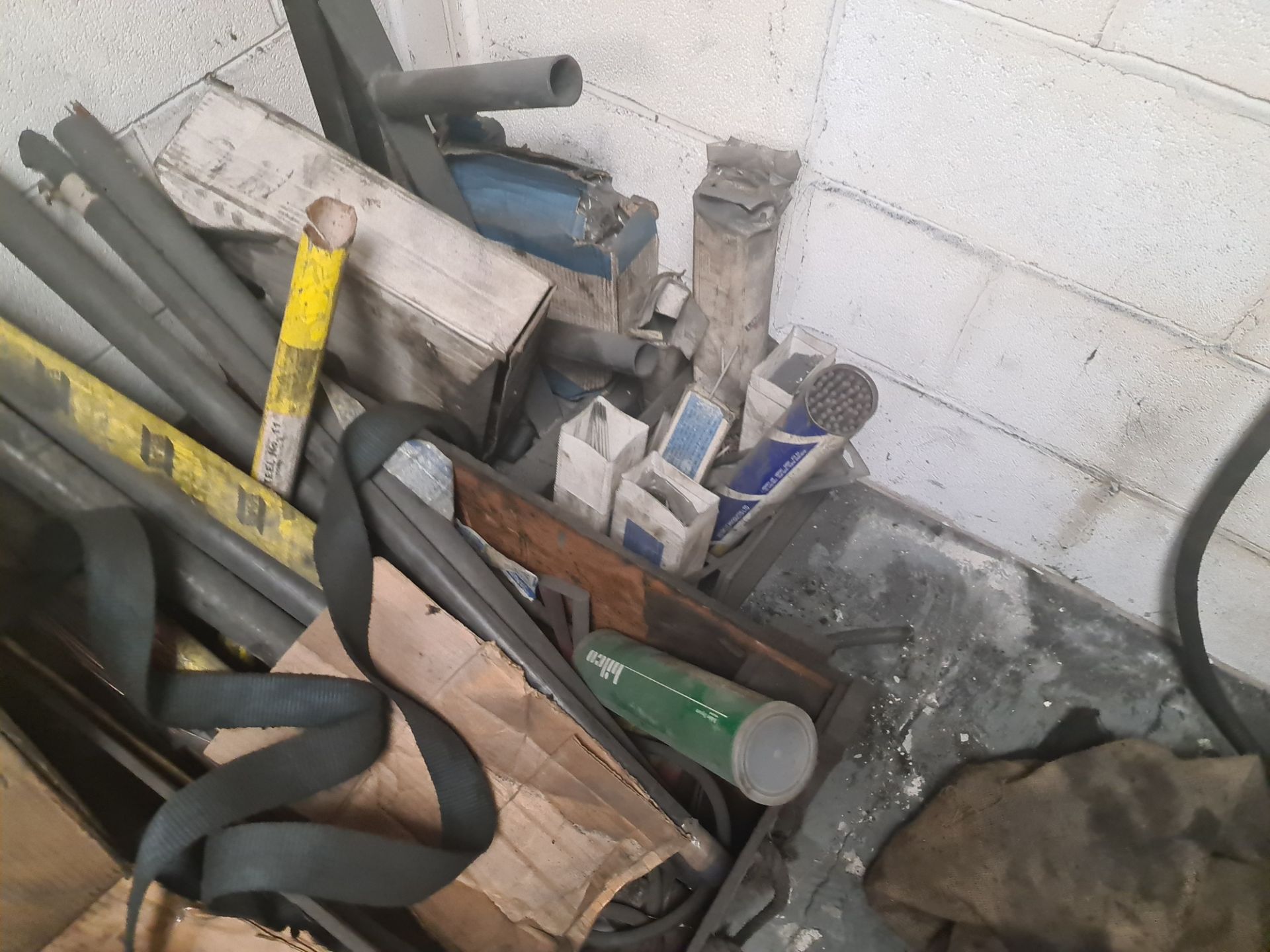 The contents of a corner of the room comprising large quantity of welding consumables as pictured - Image 5 of 12