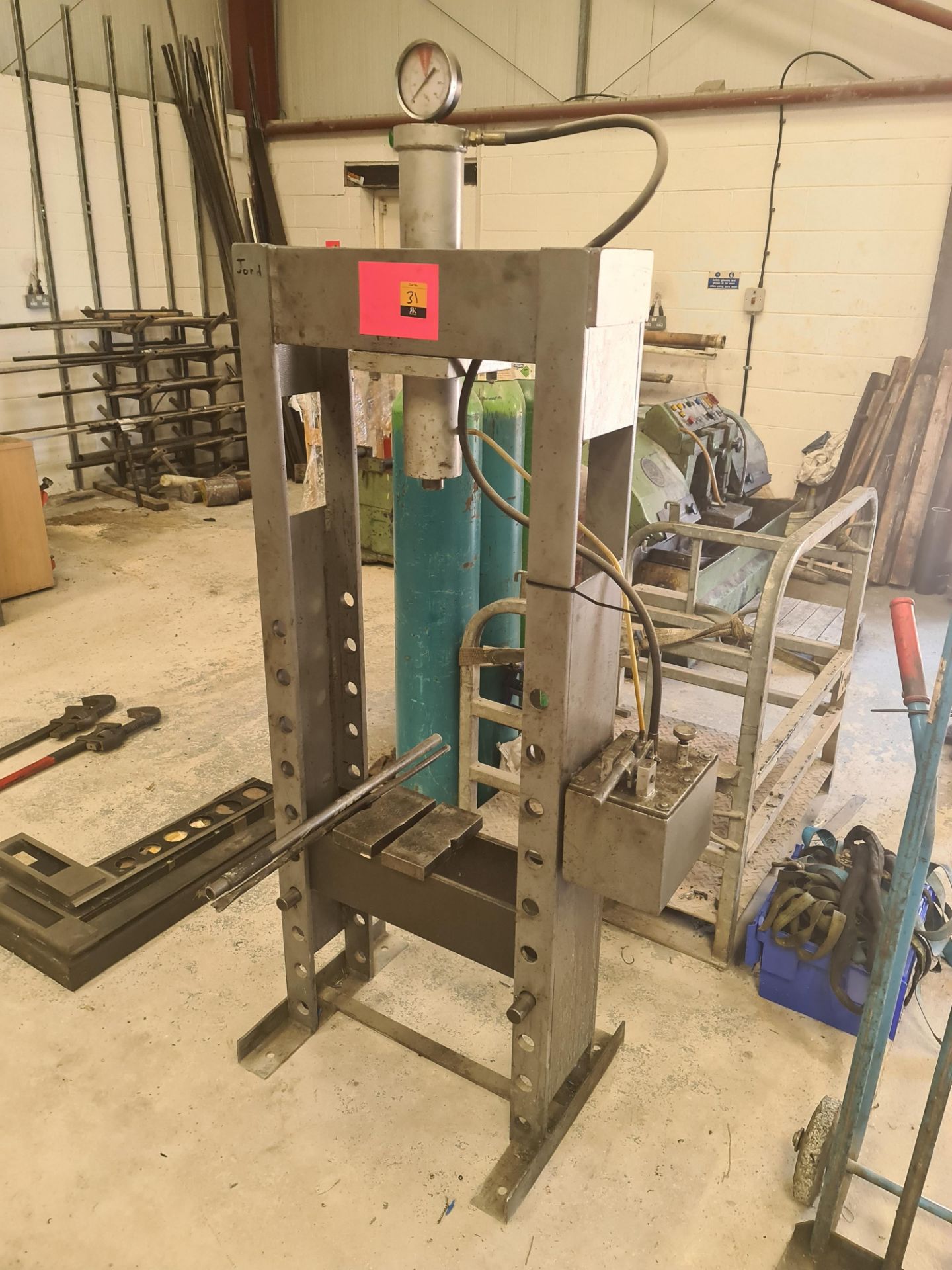 Vertical press