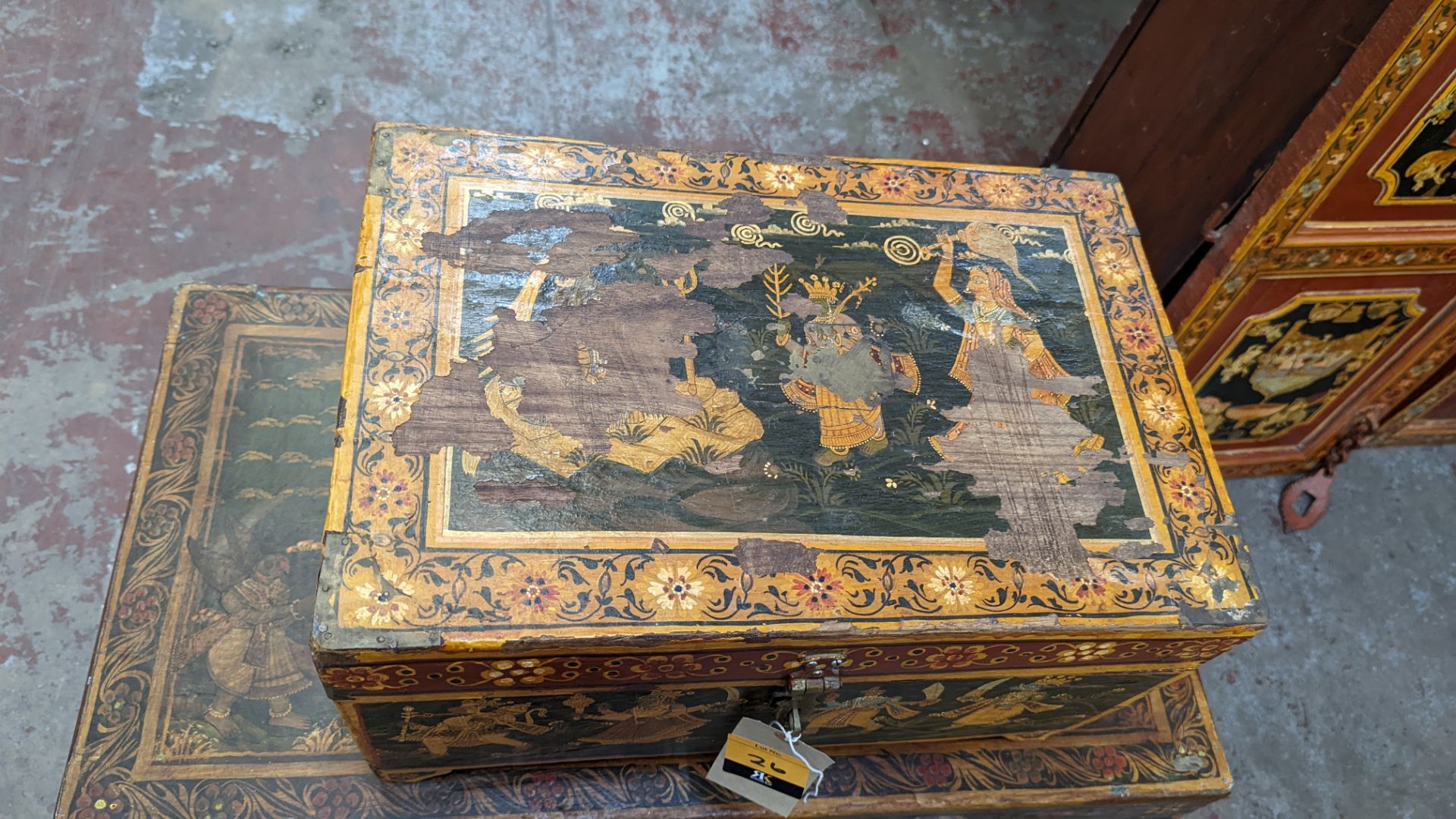 Mughal Indo Persian style small chest with extensive paintwork as pictured - Image 4 of 9