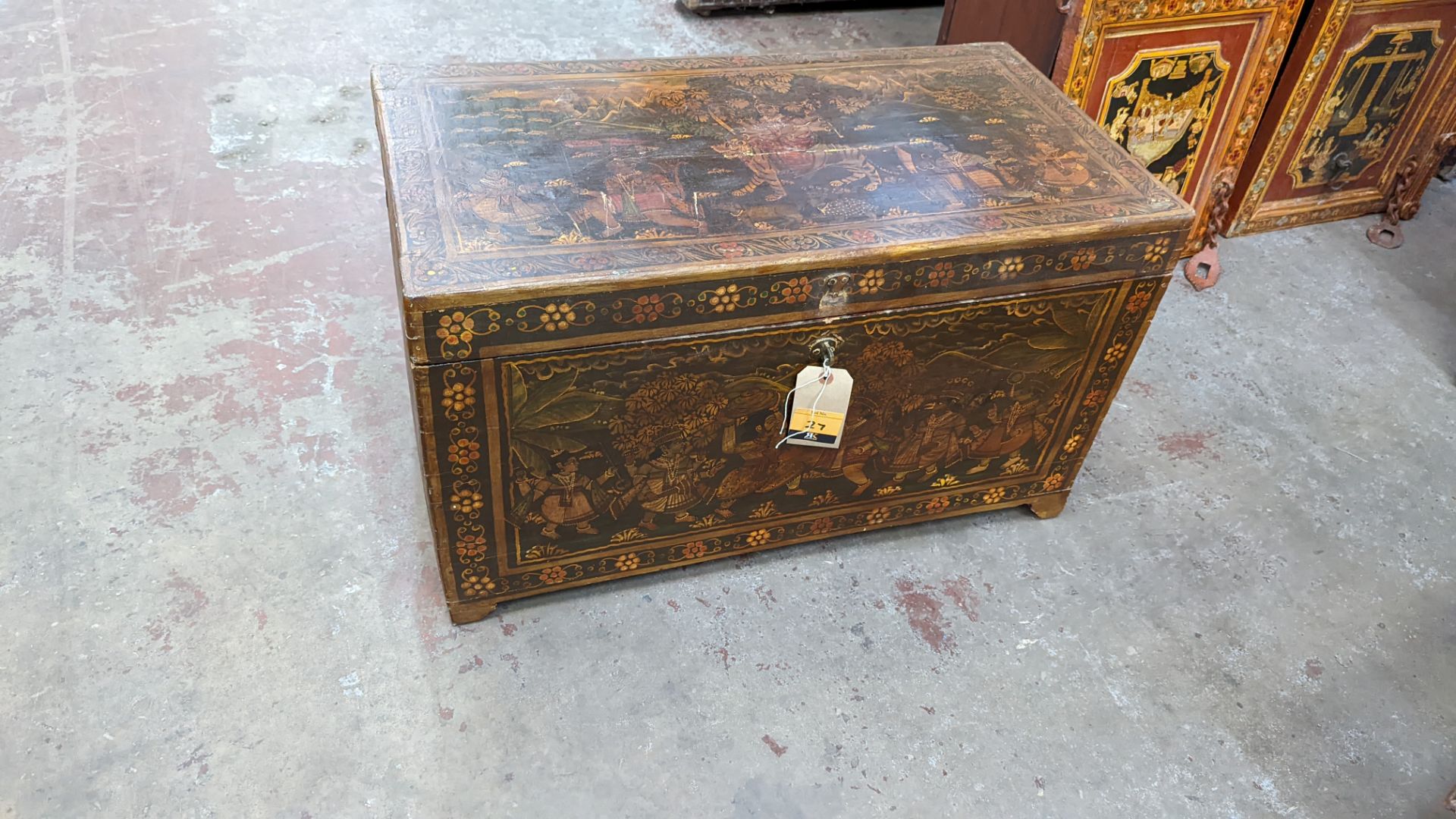 Mughal Indo Persian style large chest with extensive paintwork as pictured - Image 2 of 12