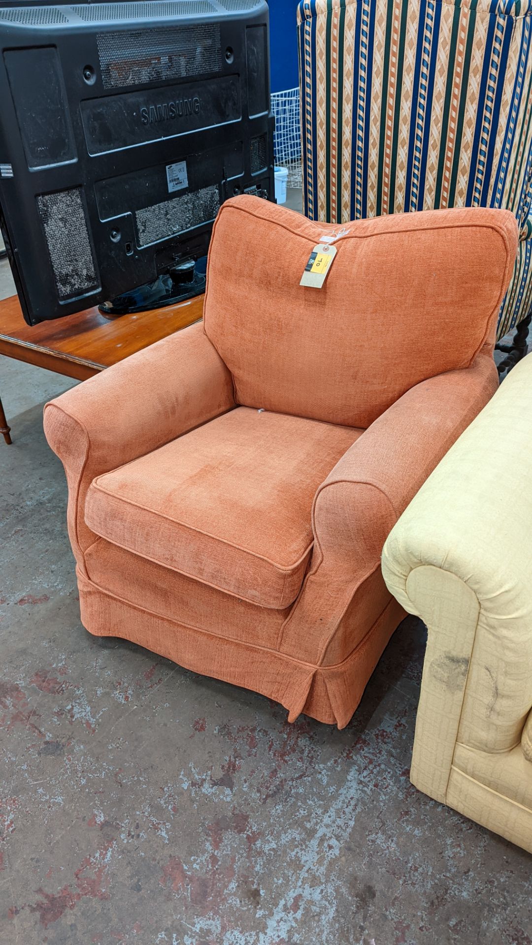 Upholstered armchair - Image 4 of 4