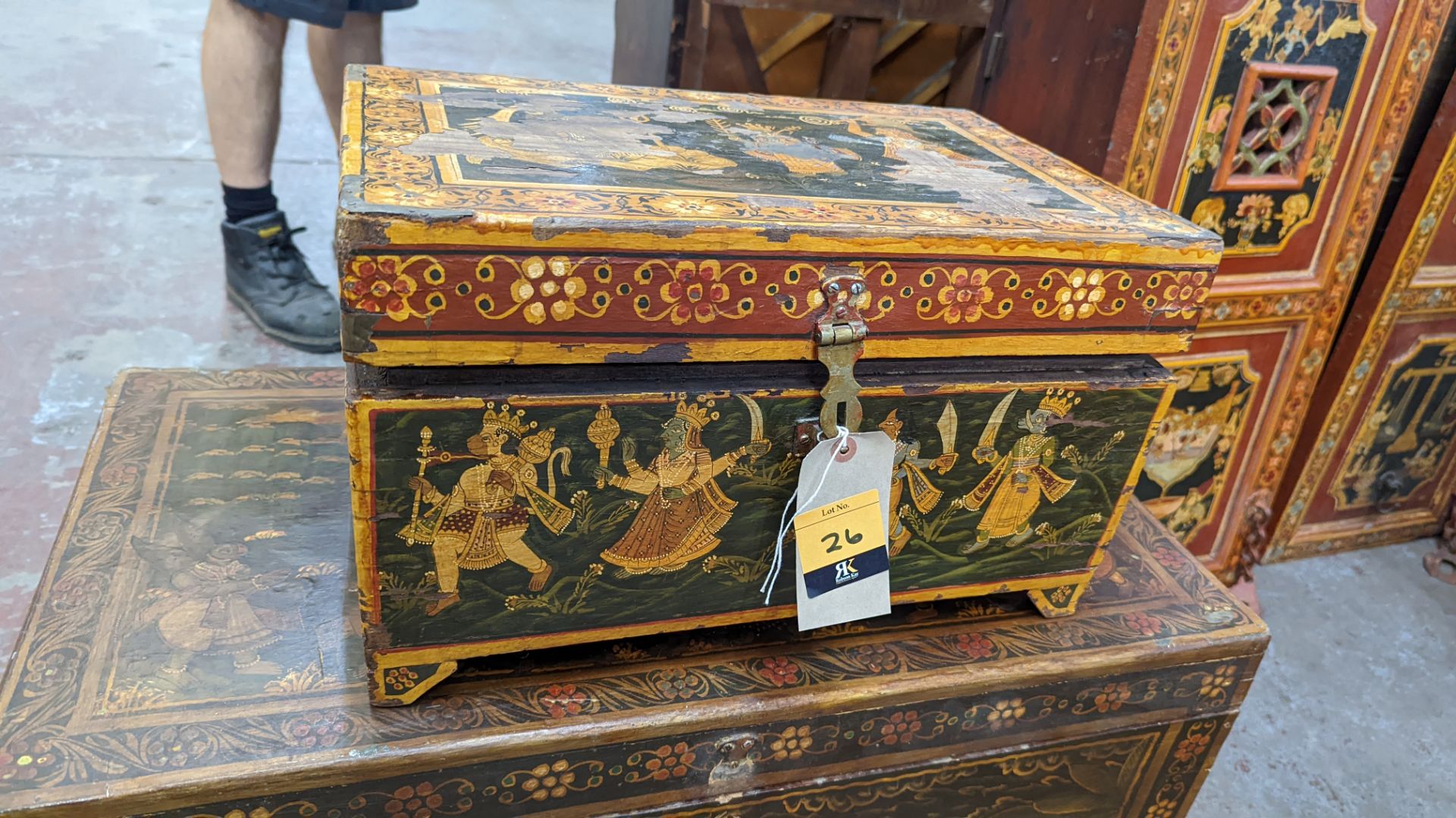 Mughal Indo Persian style small chest with extensive paintwork as pictured - Image 6 of 9