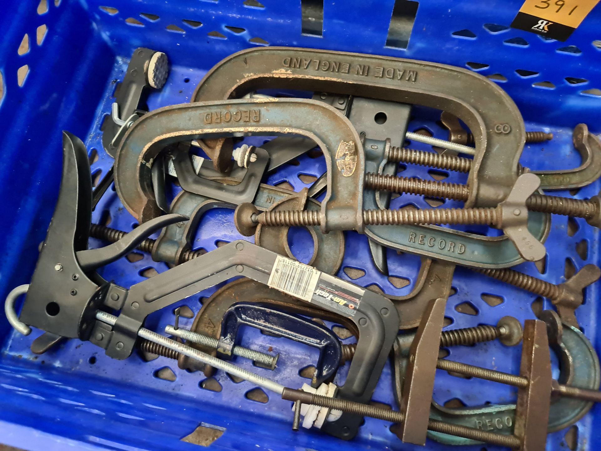 Contents of a crate of clamps - crate excluded - Image 2 of 4