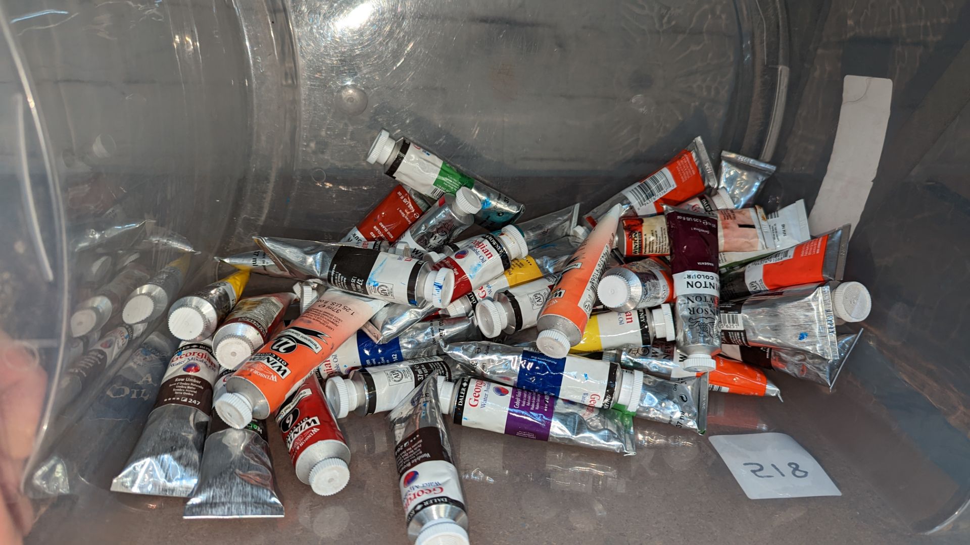 43 tubes of assorted oils - Image 4 of 7