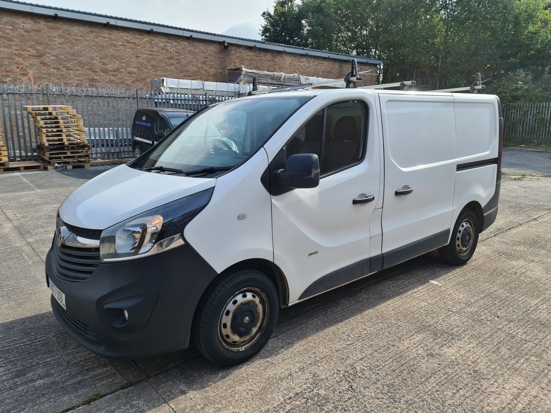 VX17 UOL Vauxhall Vivaro 2900 CDTI panel van, 6-speed manual gearbox, 1598cc diesel engine. Colour: - Image 7 of 49