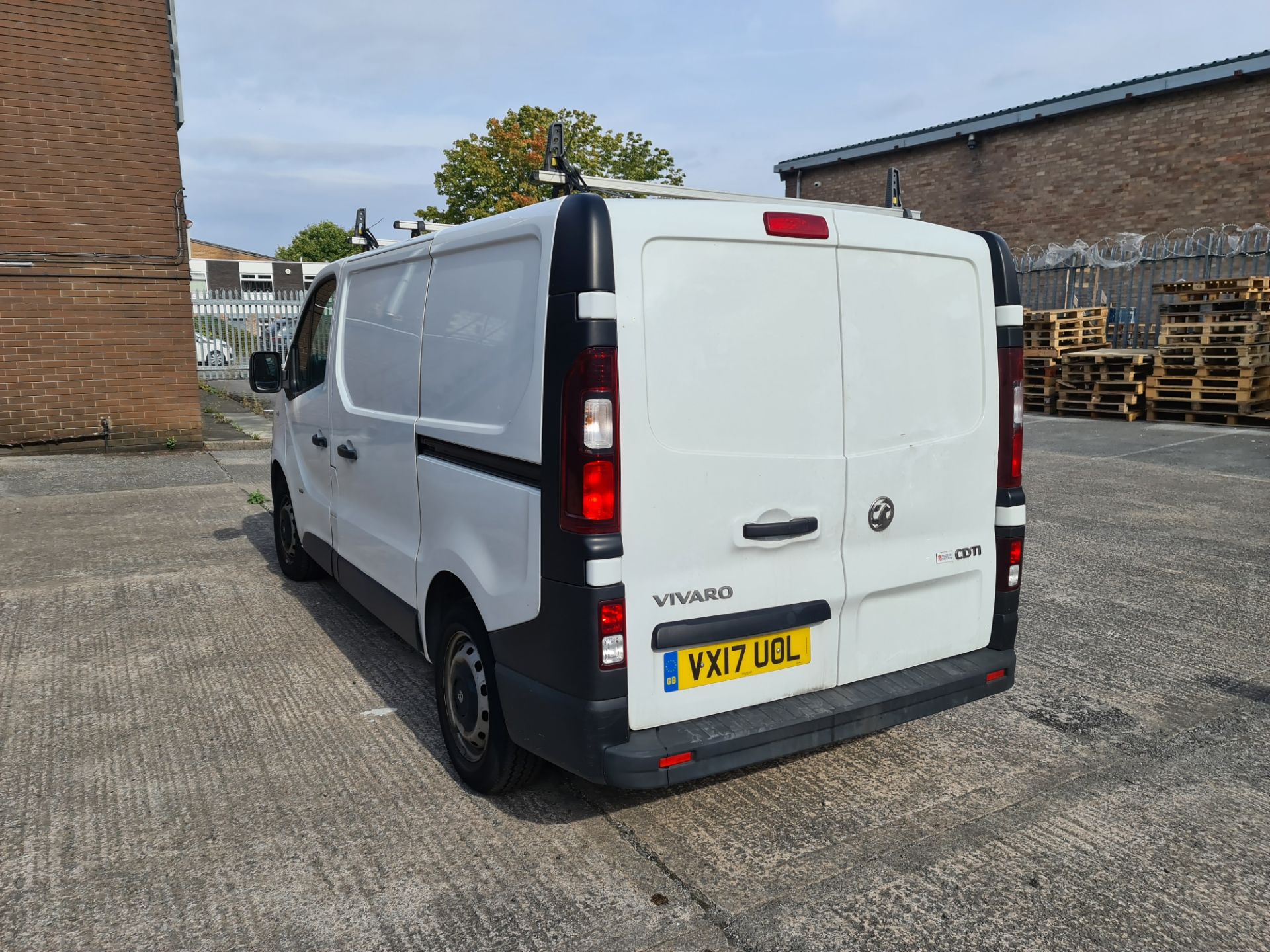 VX17 UOL Vauxhall Vivaro 2900 CDTI panel van, 6-speed manual gearbox, 1598cc diesel engine. Colour: - Image 5 of 49