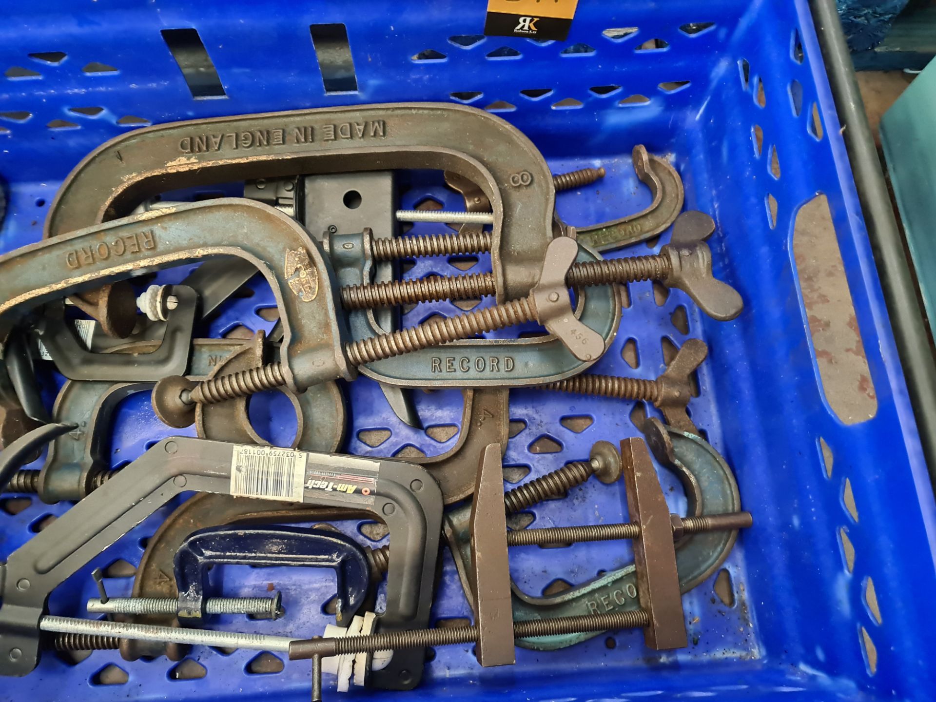 Contents of a crate of clamps - crate excluded - Image 4 of 4