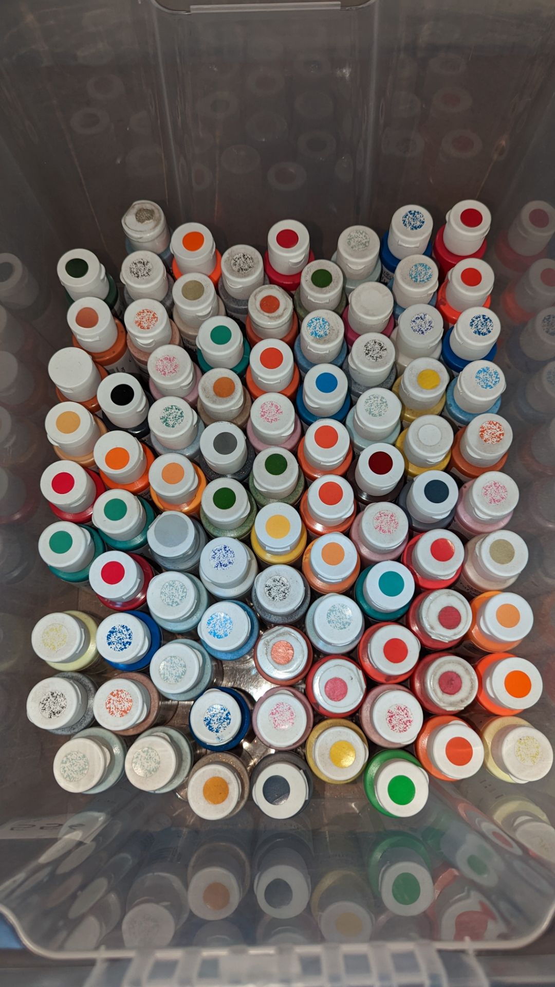 85 bottles of Crafter's Choice acrylic paint in assorted colours - 59ml bottles - Image 7 of 7