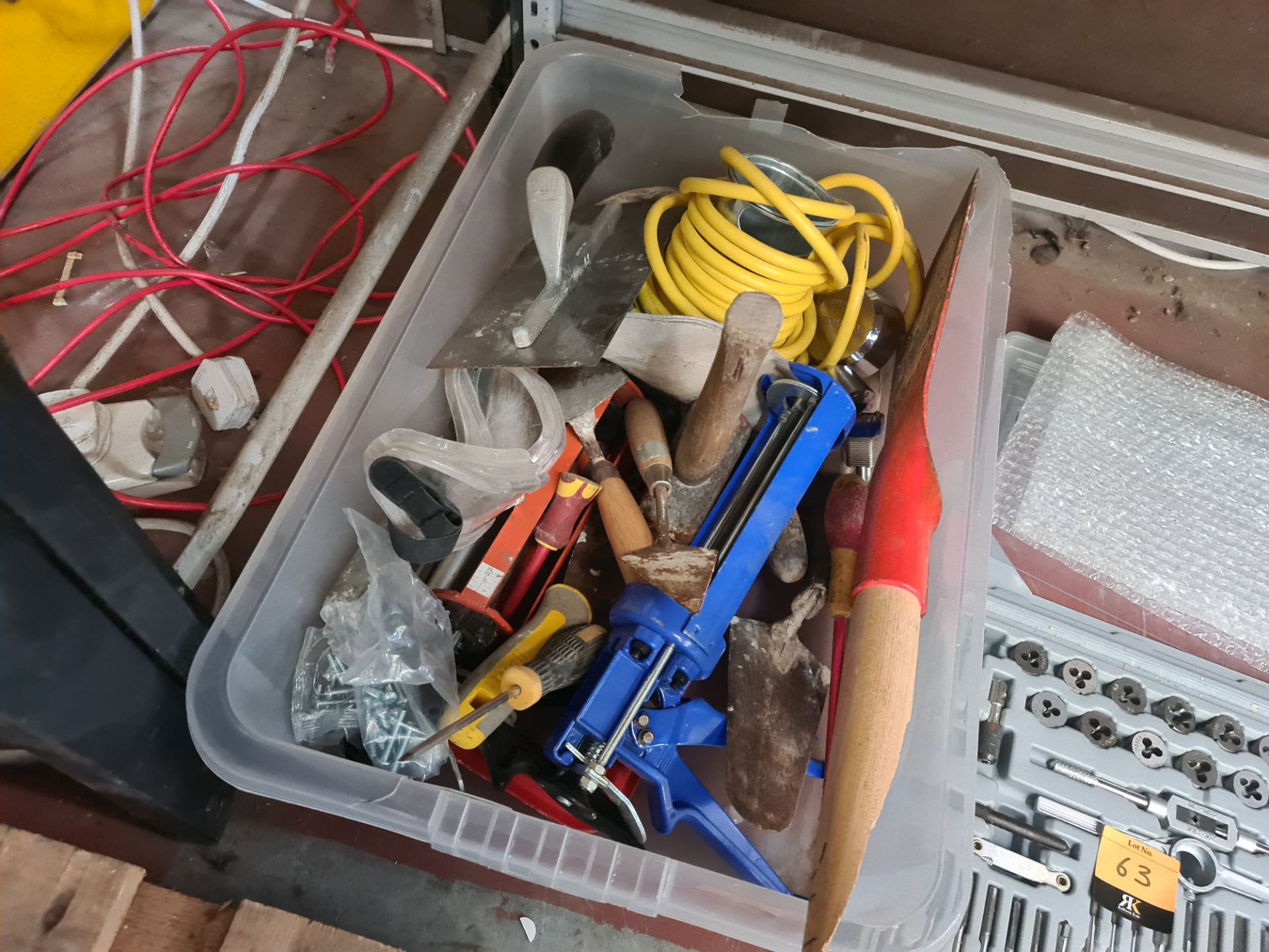 Contents of a crate of assorted hand tools - crate excluded