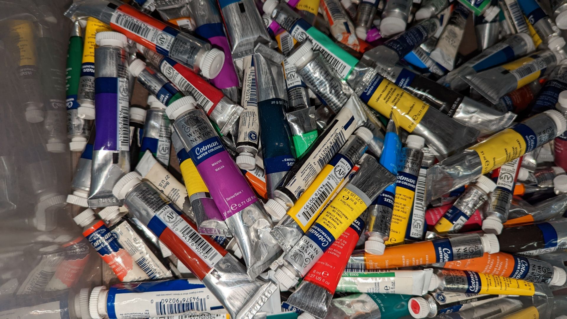 156 small tubes of Winsor & Newton assorted water colours - Image 6 of 7