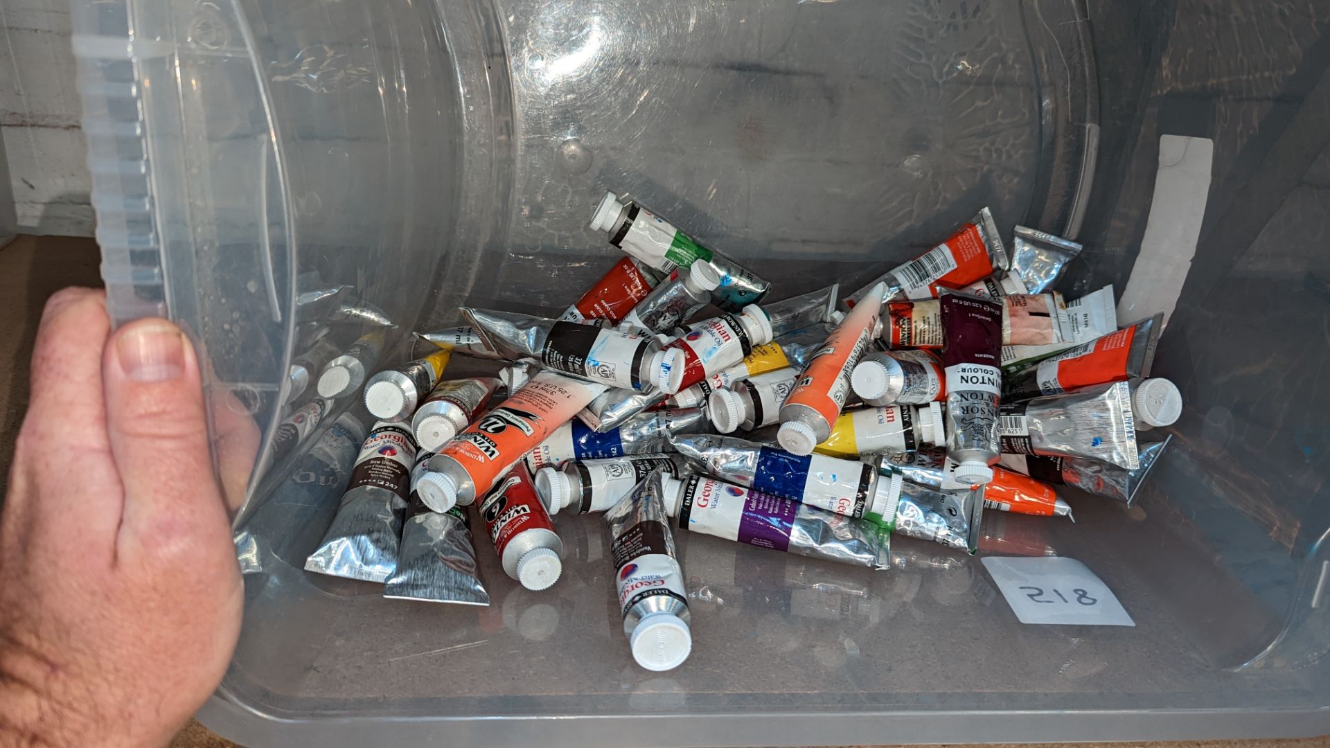 43 tubes of assorted oils - Image 5 of 7