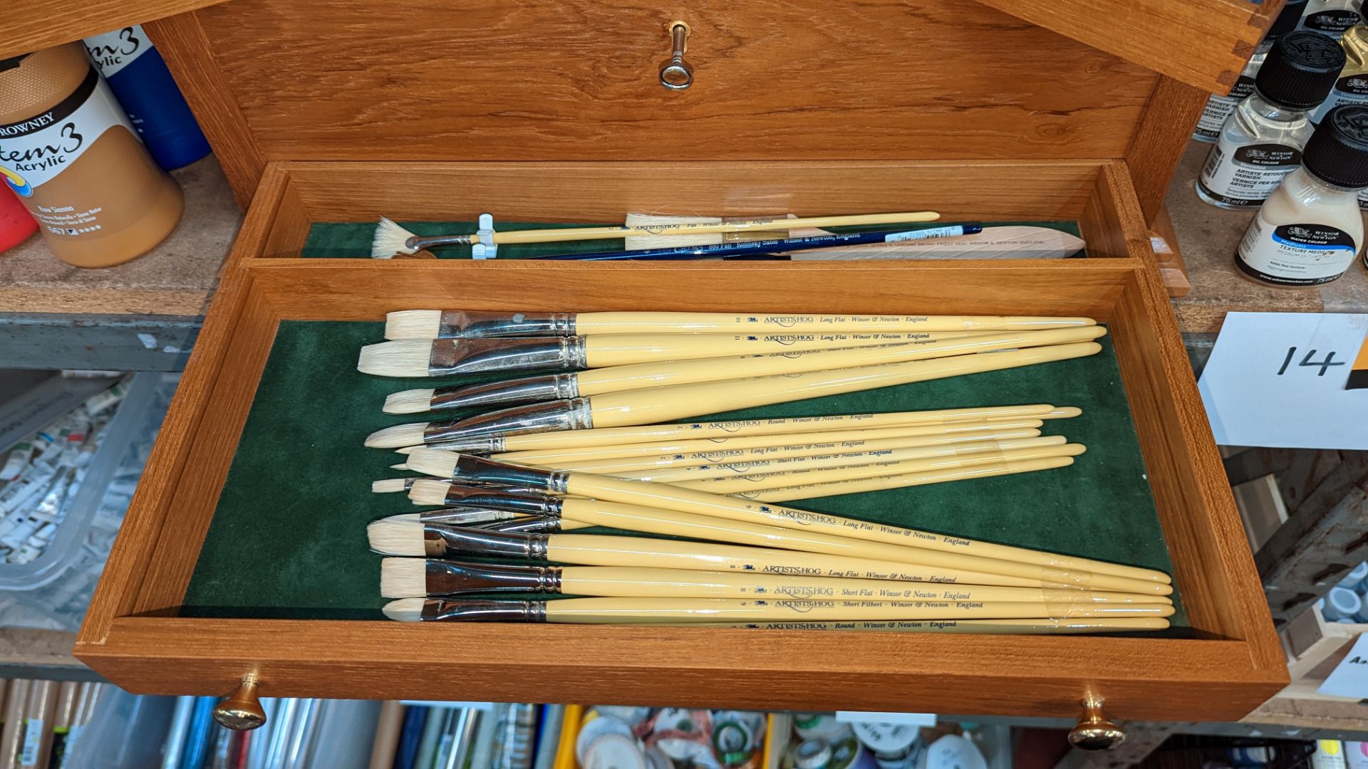 Winsor & Newton Cheltenham luxury wooden artist's oil box in solid mahogany with brass fittings, inc - Image 6 of 13