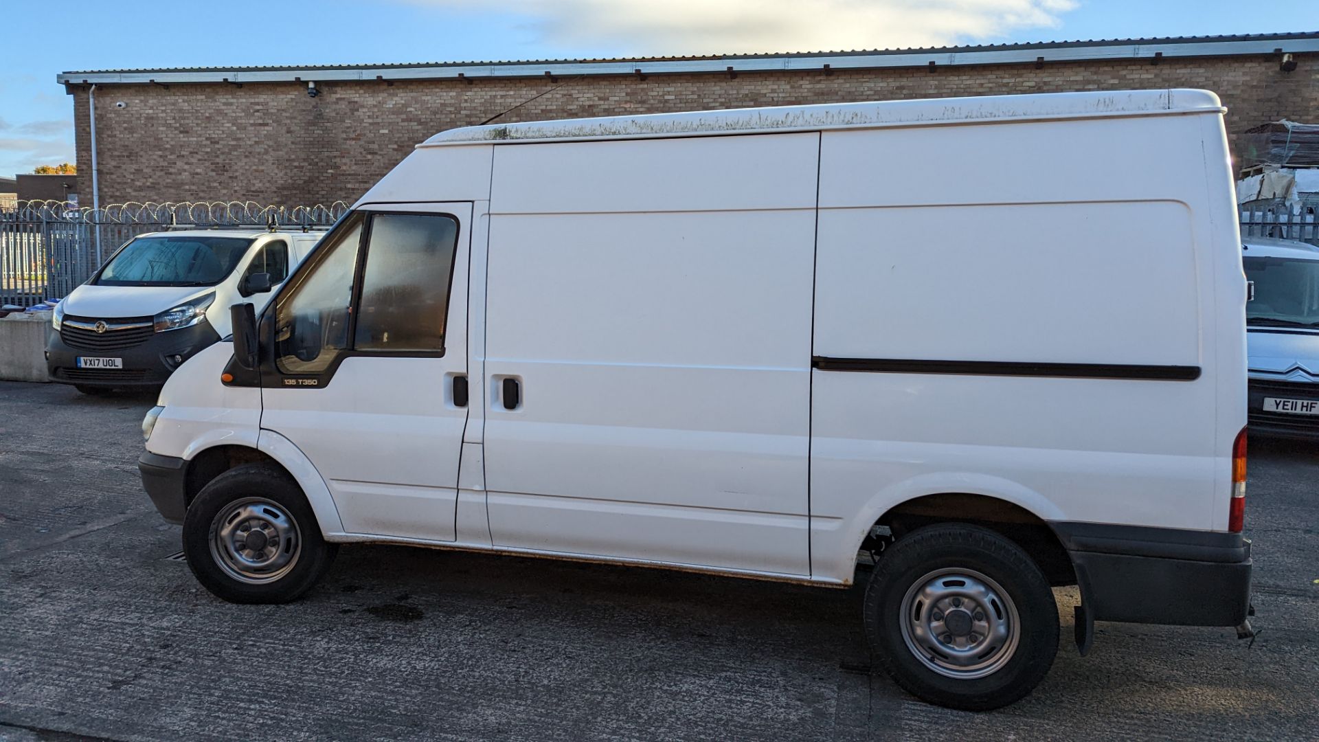CU06 FBC Ford Transit panel van, 6 speed manual gearbox, 2402cc diesel engine. Colour: white. Fir - Image 18 of 44