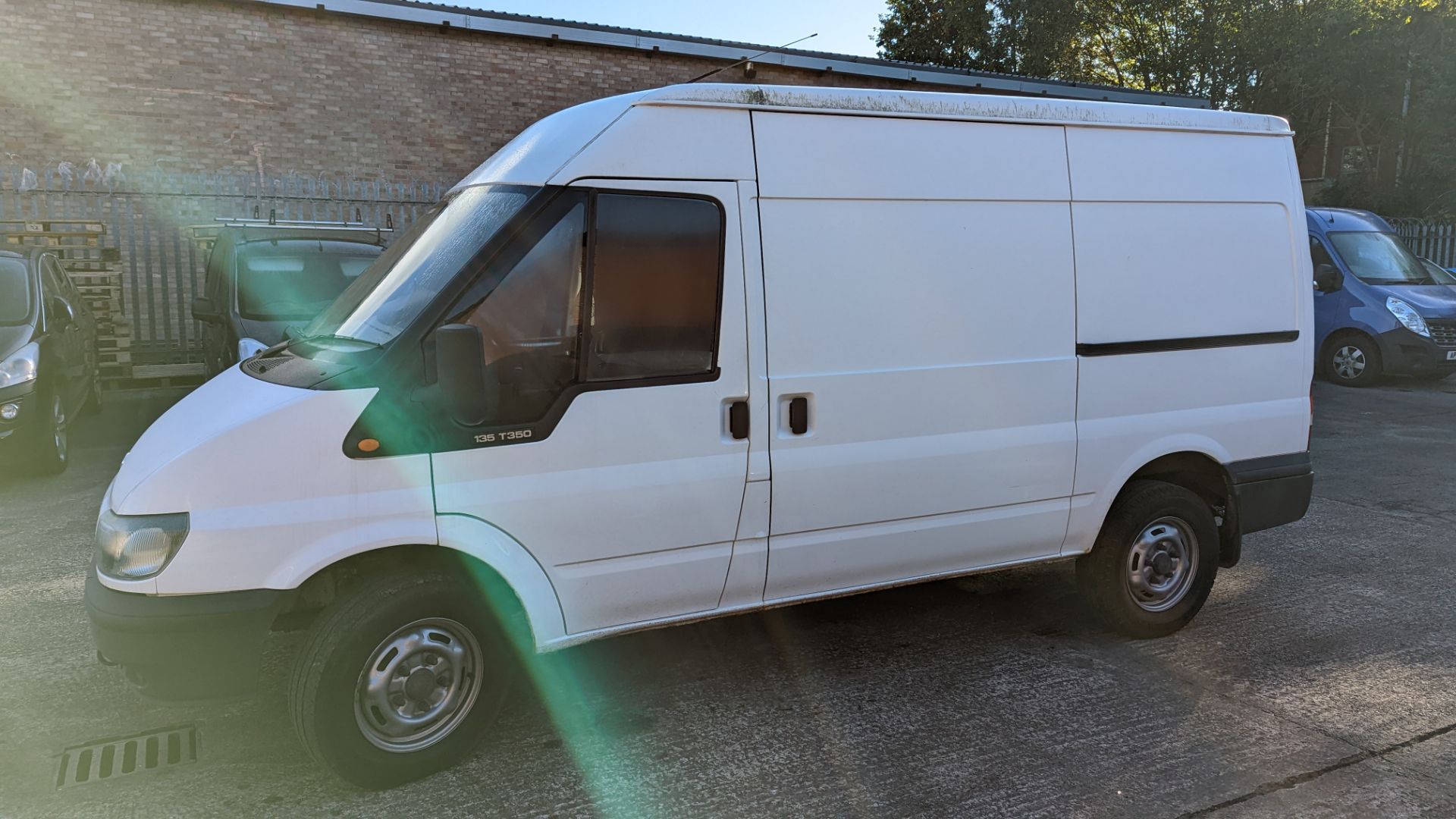 CU06 FBC Ford Transit panel van, 6 speed manual gearbox, 2402cc diesel engine. Colour: white. Fir - Image 21 of 44