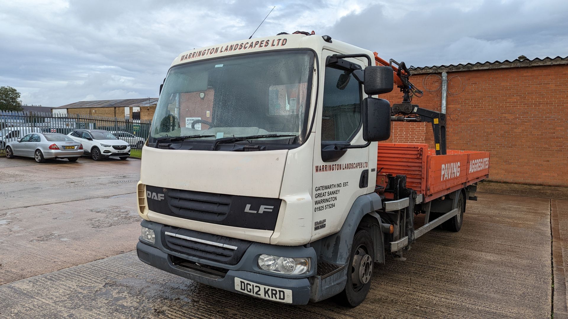 DG12 KRD Leyland DAF, FA LF45.160 08 V dropside lorry, 5 speed manual gearbox, 4461cc diesel engine. - Image 10 of 73