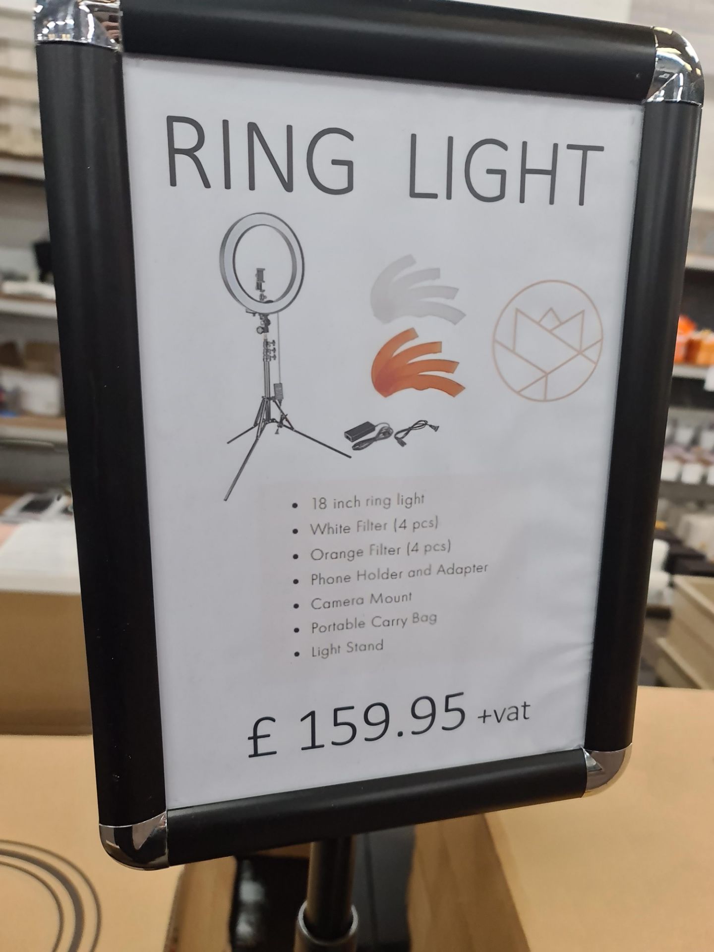 Floor standing tripod based ring light