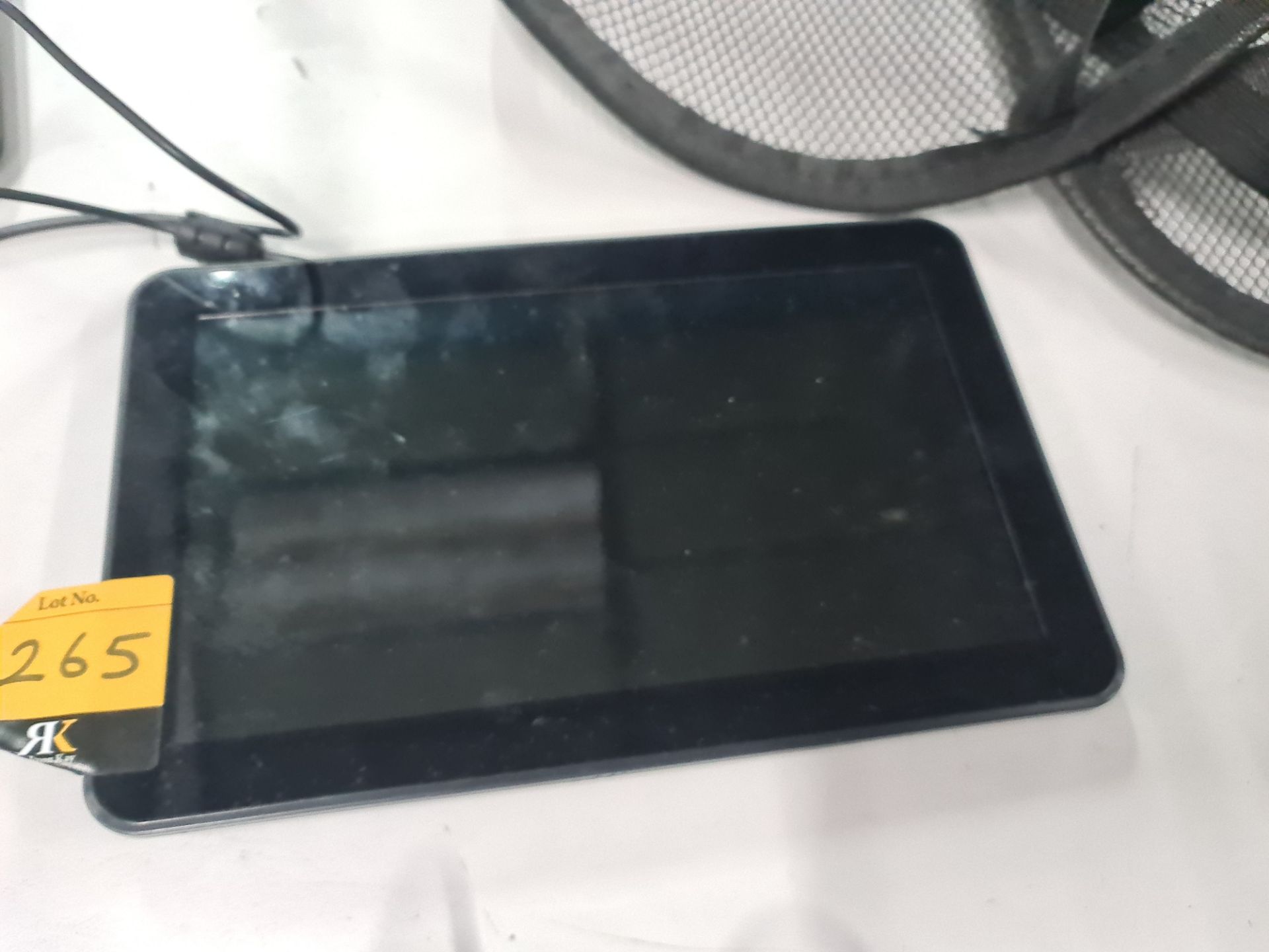 Fusion tablet with charger - Image 2 of 5